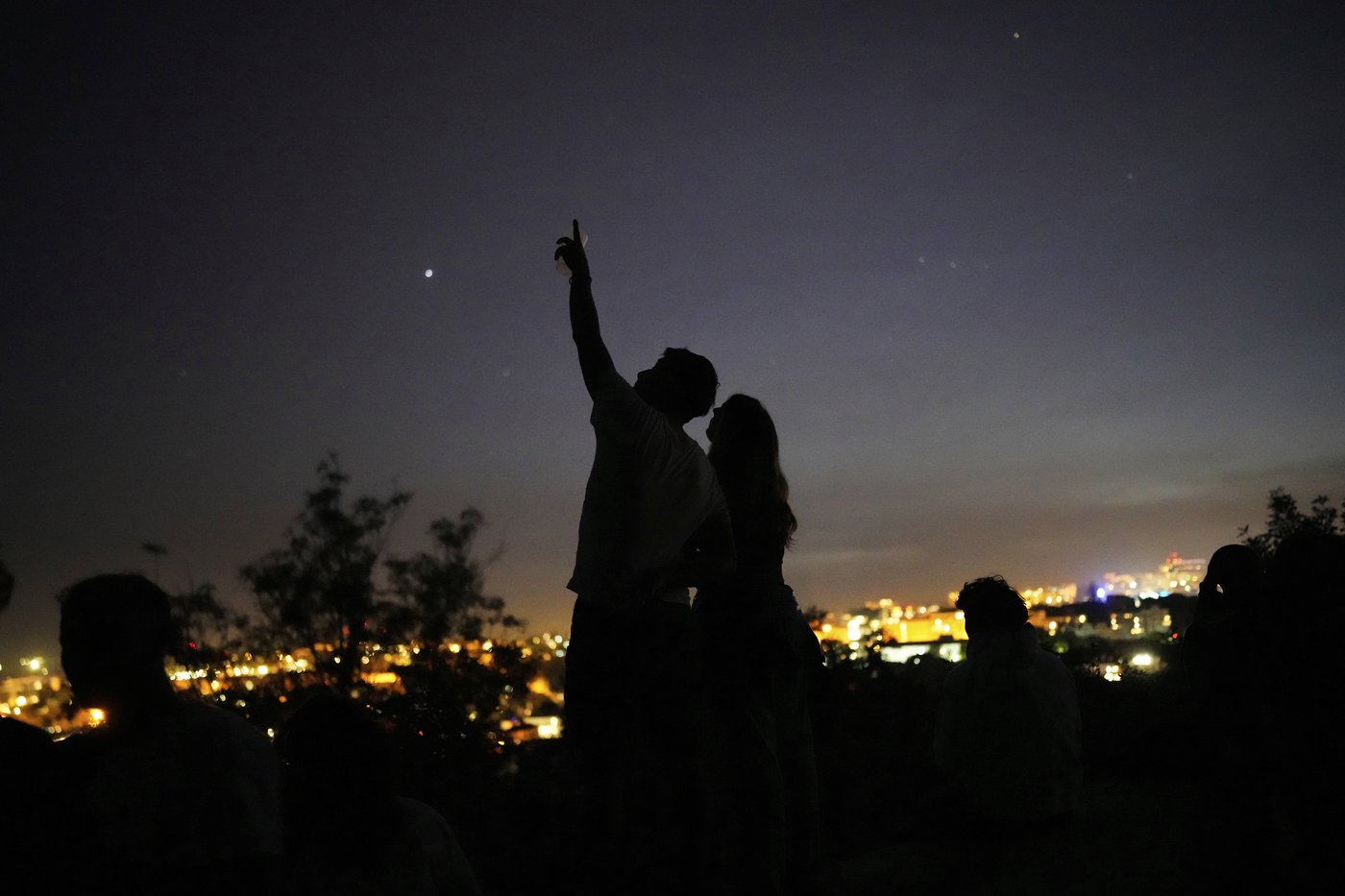 No power, no problem. How some in Spain and Portugal defied the outage and embraced the present | iNFOnews.ca No power, no problem. How some in Spain and Portugal defied the outage and embraced the present | iNFOnews.ca