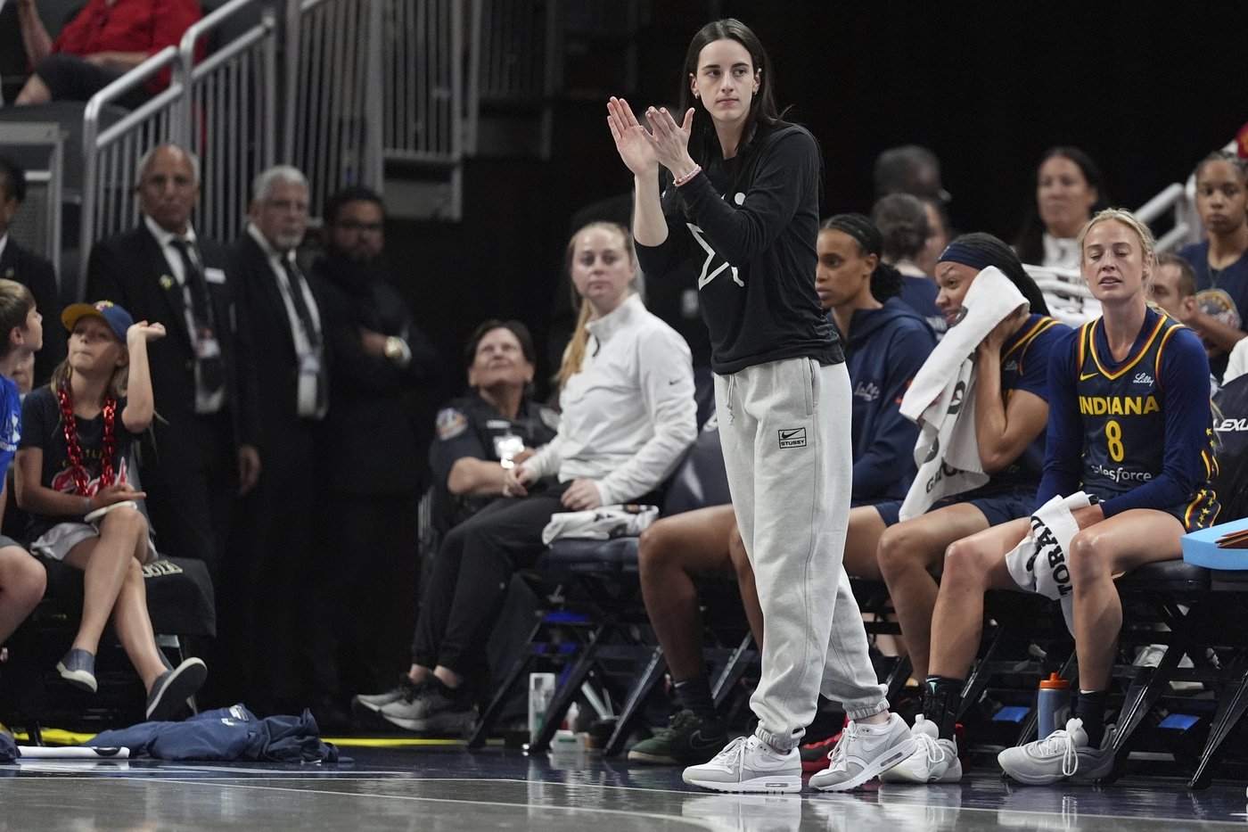 Caitlin Clark to miss 5th straight game for Fever with a strained left groin | iNFOnews.ca Caitlin Clark to miss 5th straight game for Fever with a strained left groin | iNFOnews.ca