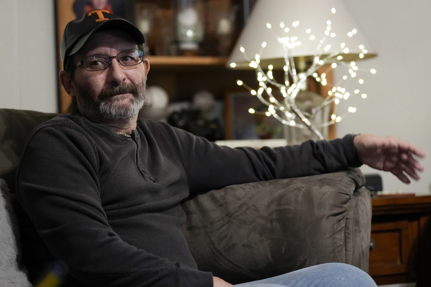 Flooding took away the love of his life after 35 years without a day spent apart | iNFOnews.ca