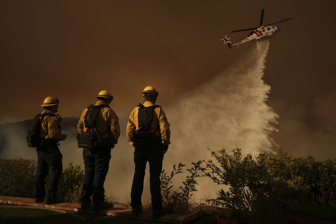 Trump targets California water policy as he prepares to tour LA fire damage | iNFOnews.ca