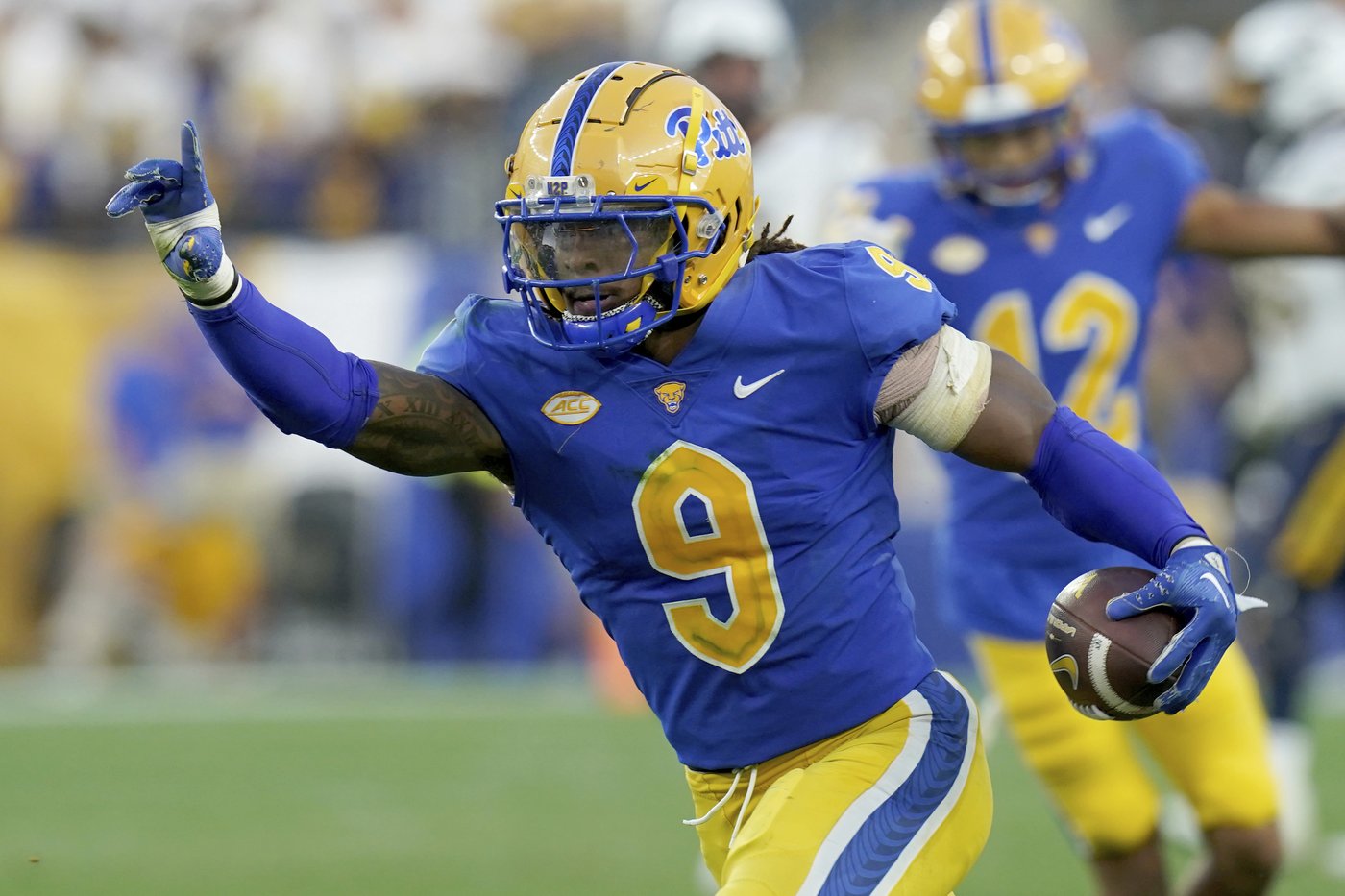 Pitt is hoping a little continuity can go a long way after second-half collapse last season | iNFOnews.ca