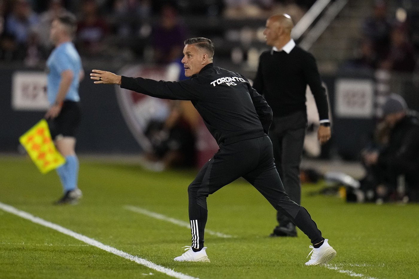 John Herdman keeping busy while he looks for the next coaching job | iNFOnews.ca