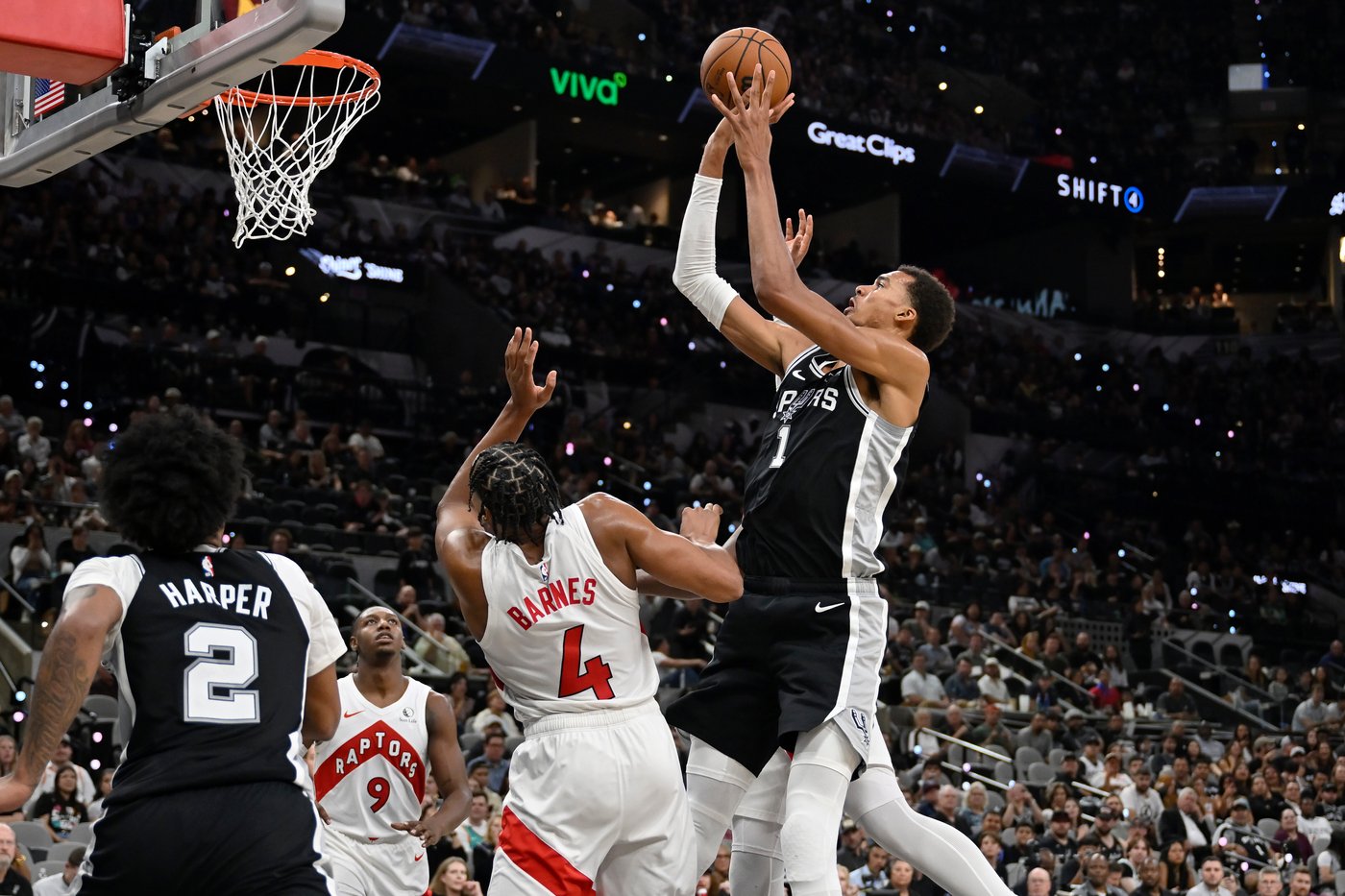 Victor Wembanyama and the Spurs move to 4-0 with a 121-103 win over the Raptors | iNFOnews.ca Victor Wembanyama and the Spurs move to 4-0 with a 121-103 win over the Raptors | iNFOnews.ca