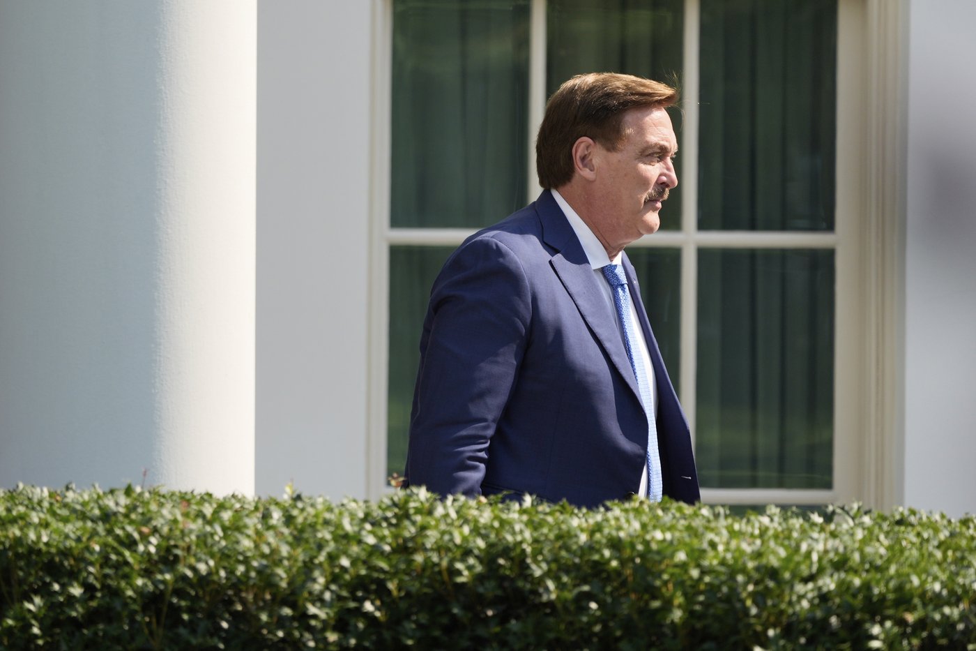 Mike Lindell celebrates victory after appeals court voids $5M award in election data dispute | iNFOnews.ca