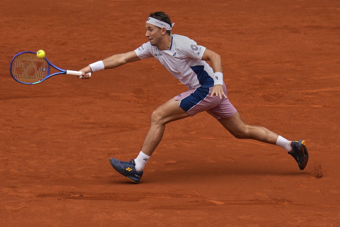 With help from painkillers, Ruud beats Cerundolo to reach Madrid Open final against Draper | iNFOnews.ca With help from painkillers, Ruud beats Cerundolo to reach Madrid Open final against Draper | iNFOnews.ca