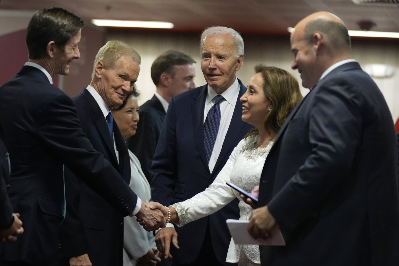 APEC leaders hold Lima summit as Trump prepares to return to office | iNFOnews.ca APEC leaders hold Lima summit as Trump prepares to return to office | iNFOnews.ca