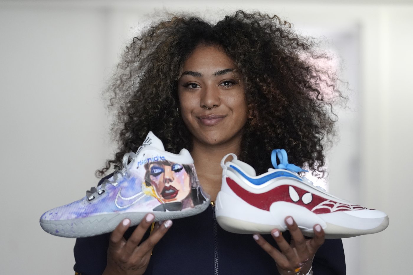 Cal guard Jayda Noble paints custom shoes to express her artistic side when she leaves the court | iNFOnews.ca Cal guard Jayda Noble paints custom shoes to express her artistic side when she leaves the court | iNFOnews.ca