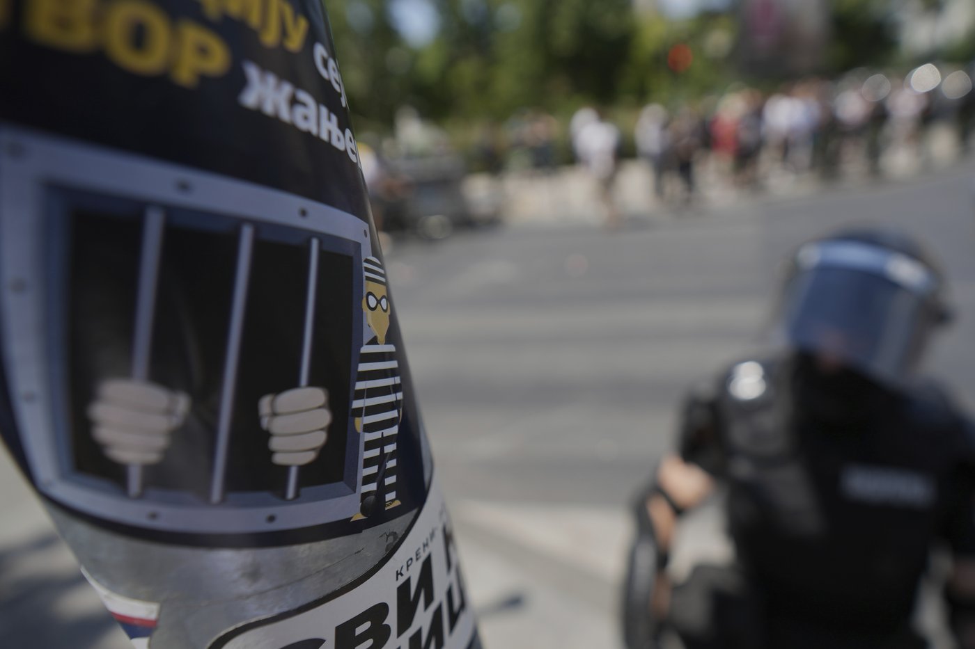 Serbian police remove barricades in Belgrade and make new arrests as protesters block roads | iNFOnews.ca Serbian police remove barricades in Belgrade and make new arrests as protesters block roads | iNFOnews.ca