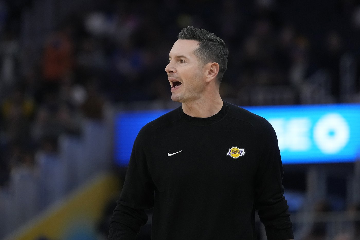 NBA season is set to begin with the Celtics seeking a 19th title and several challengers looming | iNFOnews.ca