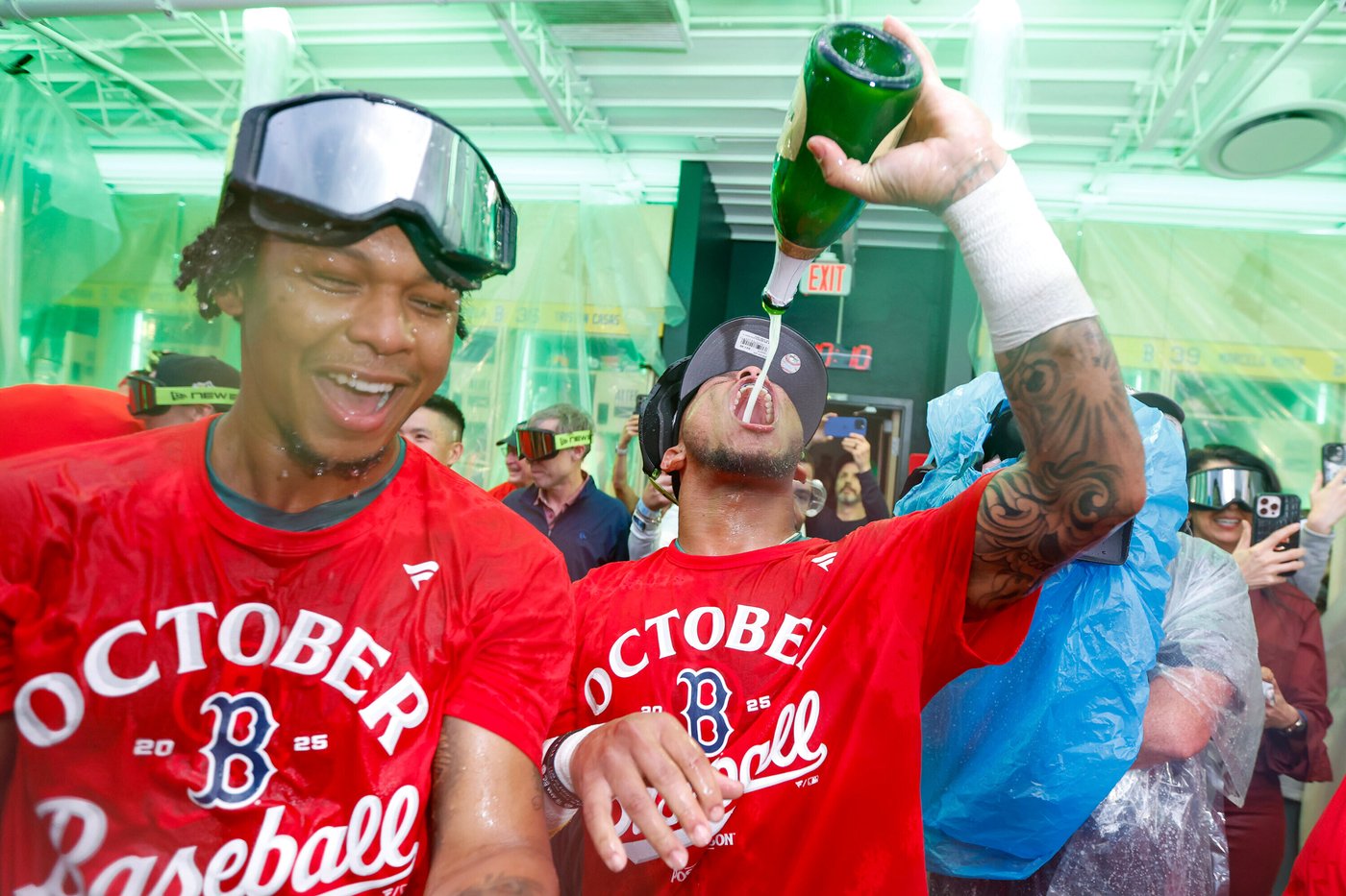 Rafaela's walk-off triple sends Red Sox to playoffs | iNFOnews.ca