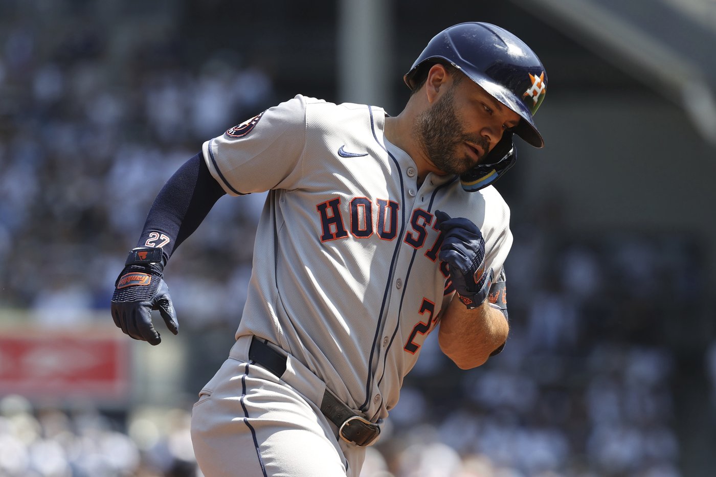 Alexander allows 1 hit in 6 innings, Altuve hits 250th career homer as Astros beat Yankees 7-1 | iNFOnews.ca