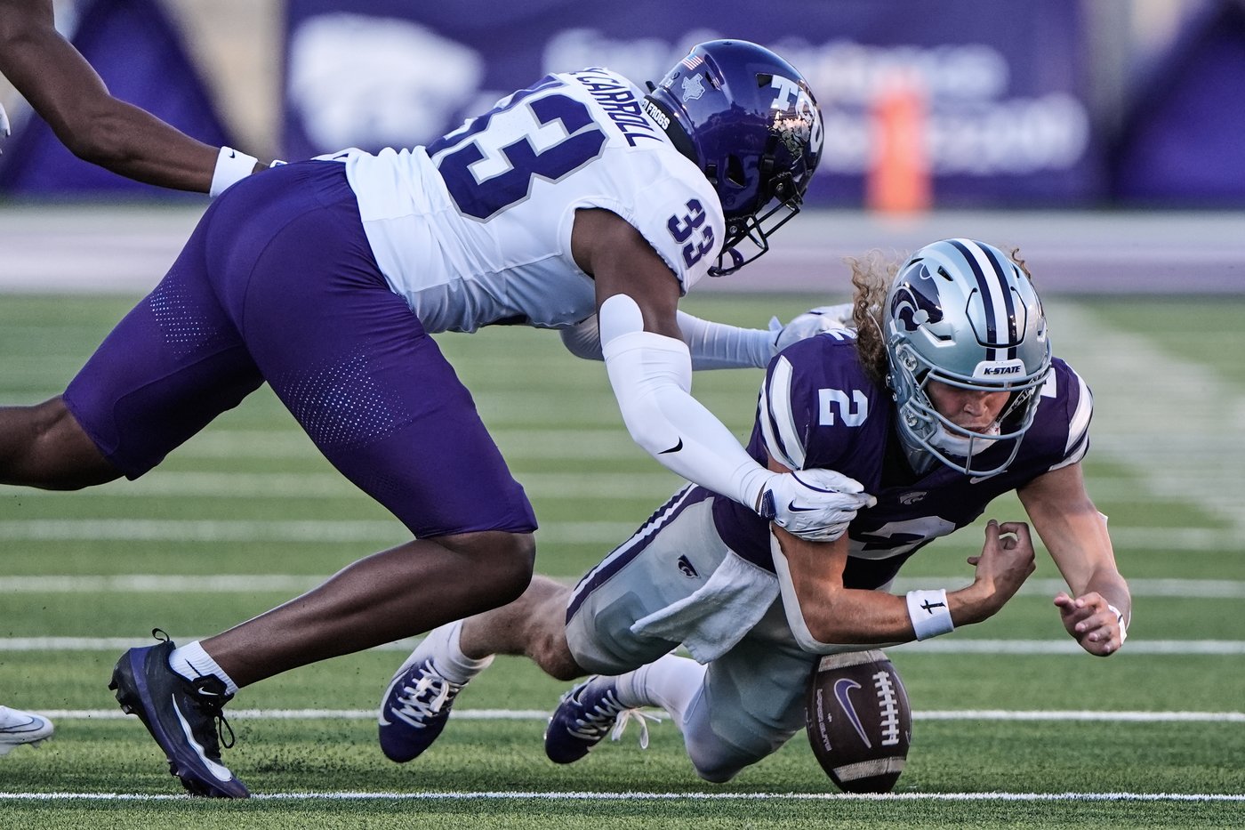 Avery Johnson's three TD passes and two defensive scores lift K-State over TCU 41-28 | iNFOnews.ca