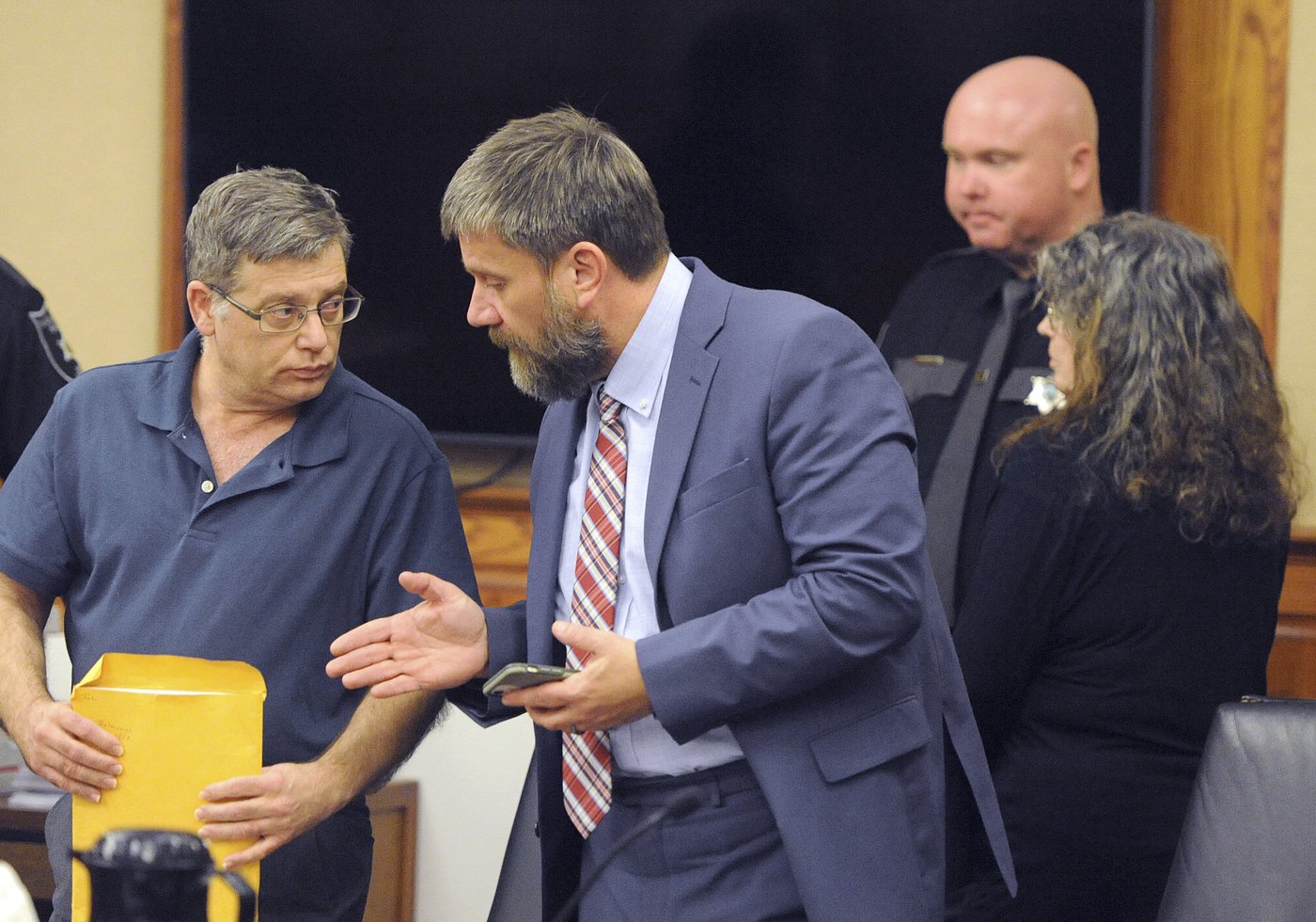 West Virginia couple convicted of forced labor, human trafficking of adopted kids | iNFOnews.ca