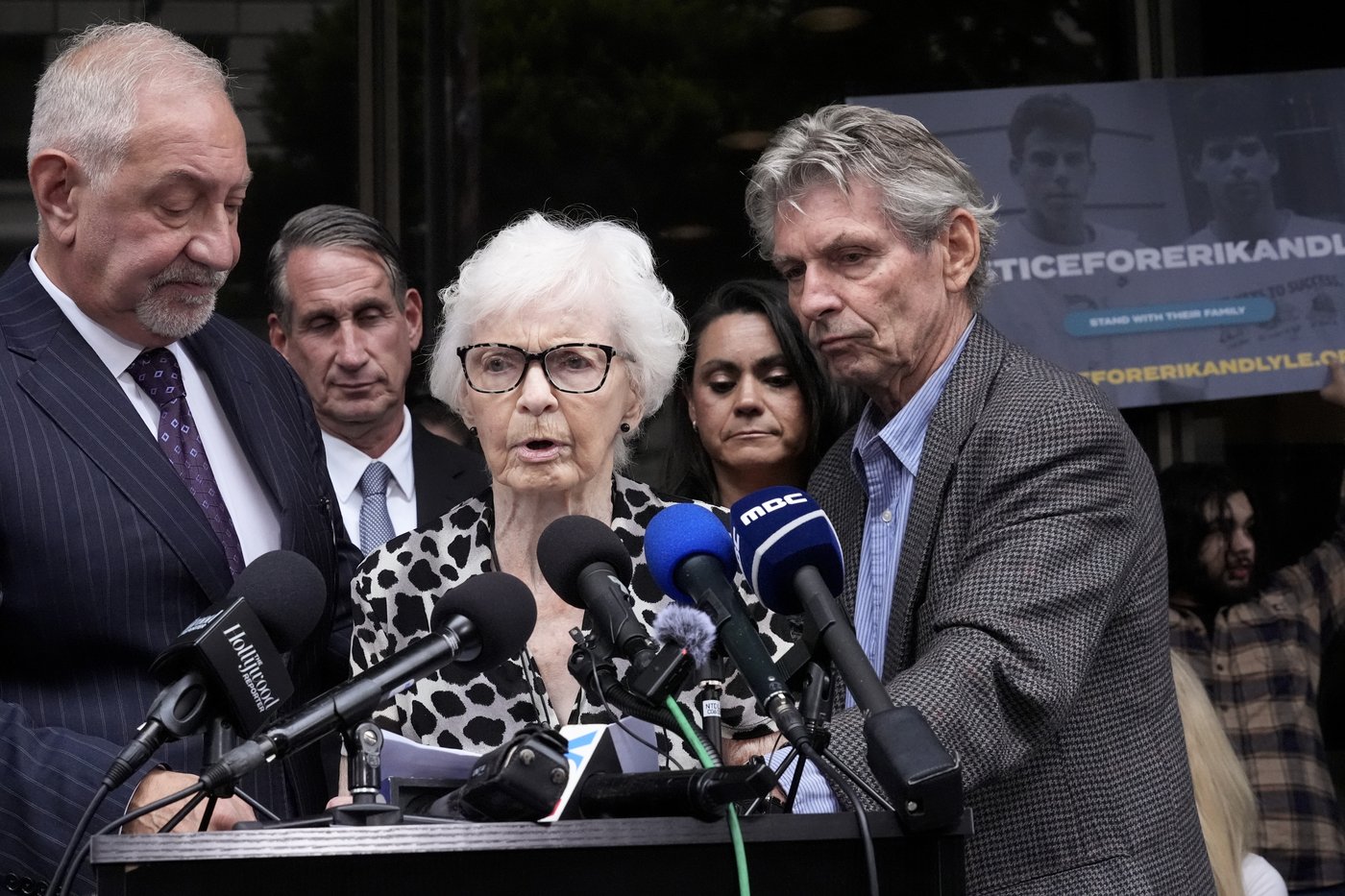 Family of Erik and Lyle Menendez call for their release and say they're victims who were vilified | iNFOnews.ca