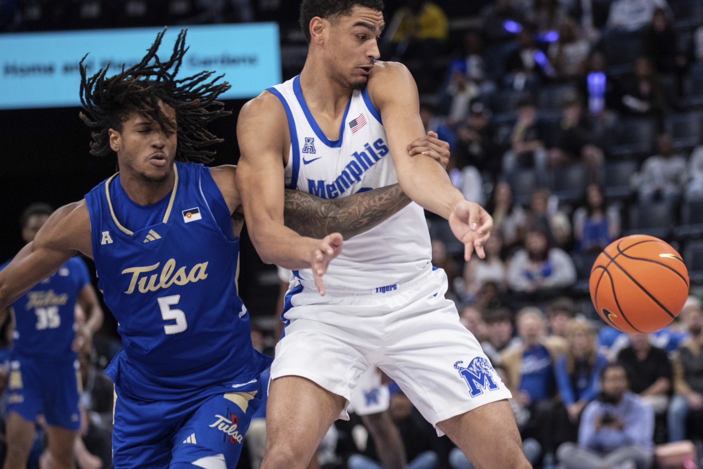 No. 17 Memphis beats Tulsa 83-71 to hold onto AAC lead | iNFOnews.ca No. 17 Memphis beats Tulsa 83-71 to hold onto AAC lead | iNFOnews.ca