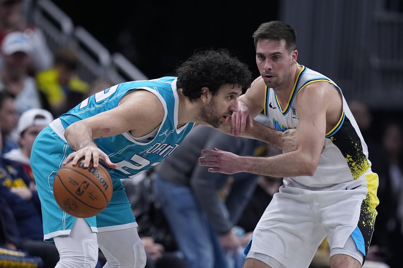 Brandon Miller's late free throws help Hornets beat the Pacers 113-109 and snap 8-game skid | iNFOnews.ca Brandon Miller's late free throws help Hornets beat the Pacers 113-109 and snap 8-game skid | iNFOnews.ca