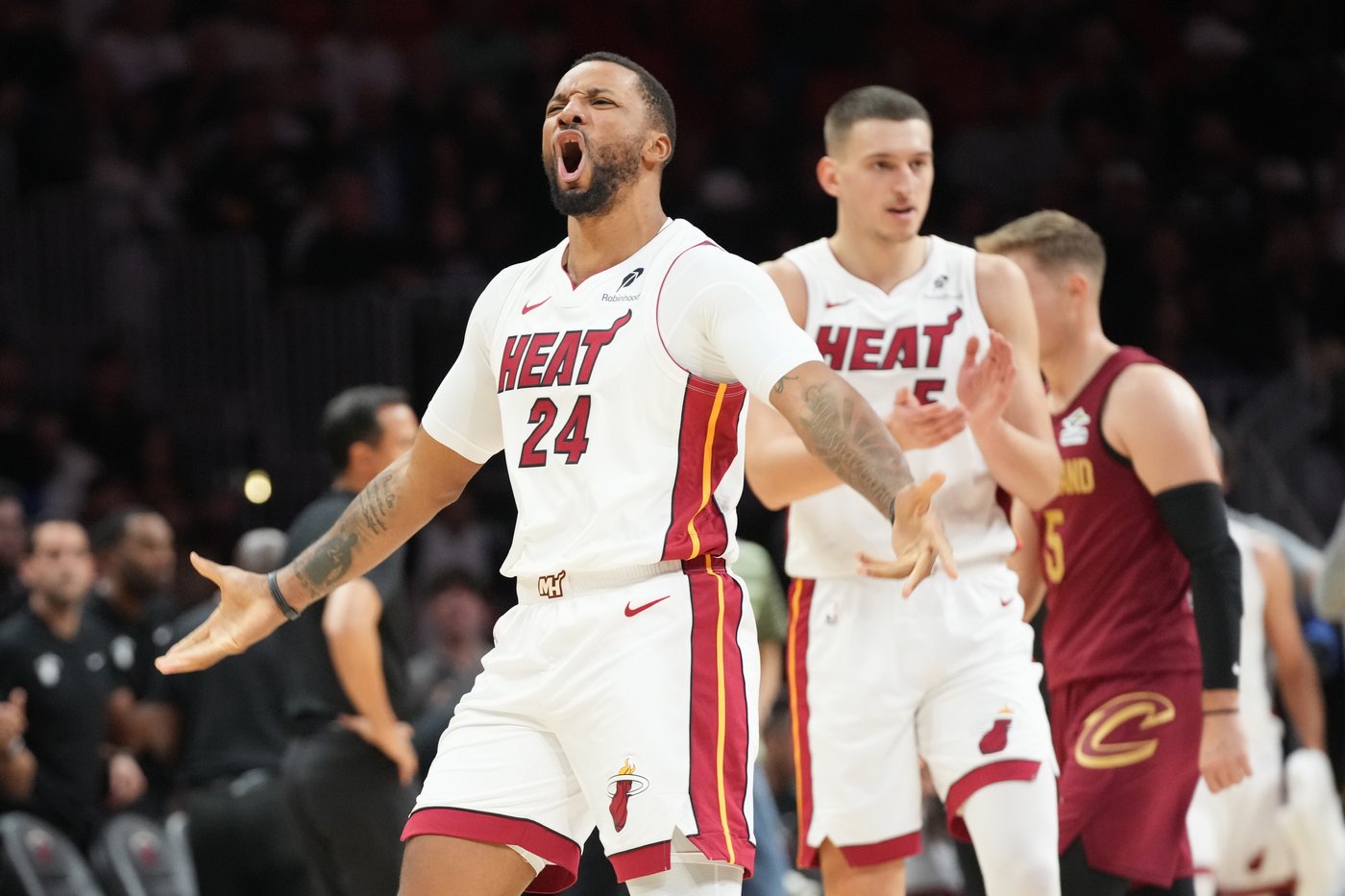 Chris Quinn's 'CQ' play seals Miami's thrilling 140-138 OT win over Cleveland | iNFOnews.ca Chris Quinn's 'CQ' play seals Miami's thrilling 140-138 OT win over Cleveland | iNFOnews.ca