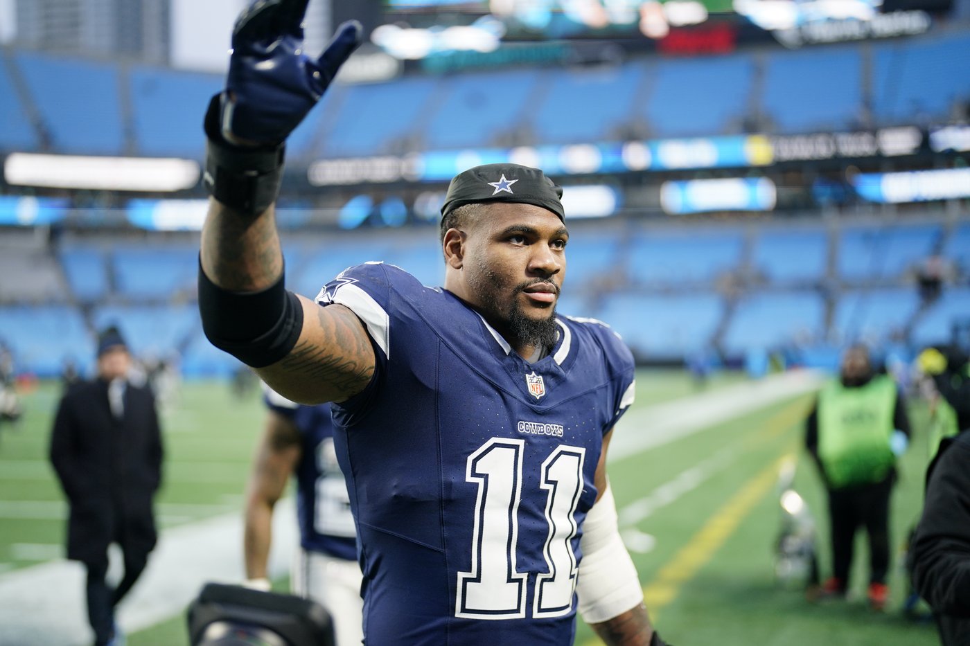 Micah Parsons isn't thinking holdout before big payday for Cowboys' star pass rusher | iNFOnews.ca