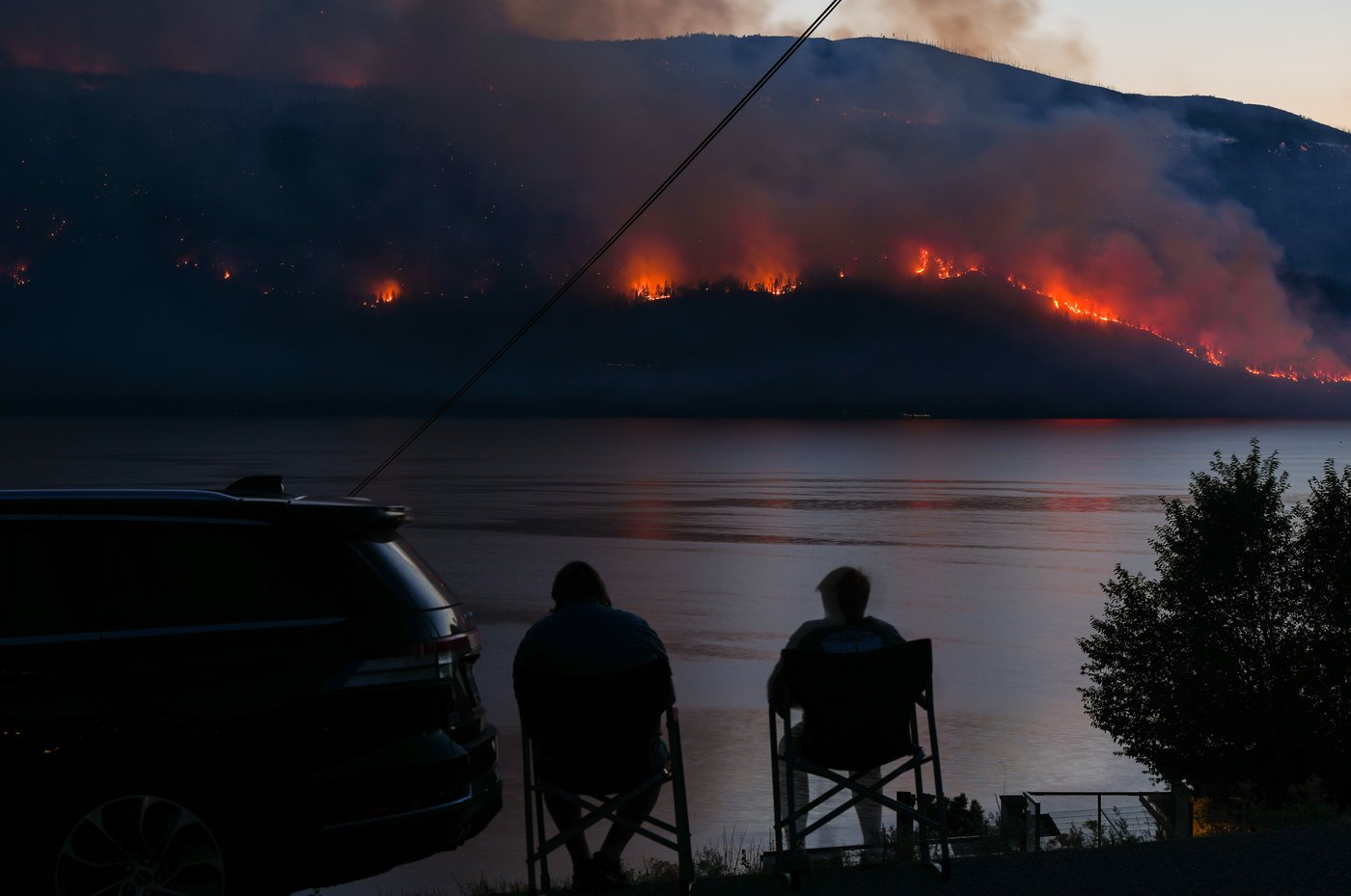 B.C. lakeside community in ruins as chief says 230 homes destroyed by wildfire | iNhome