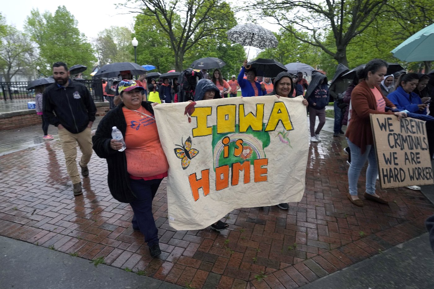 Iowa immigration law remains blocked, US appeals court says, but second lawsuit to be dismissed | iNFOnews.ca Iowa immigration law remains blocked, US appeals court says, but second lawsuit to be dismissed | iNFOnews.ca
