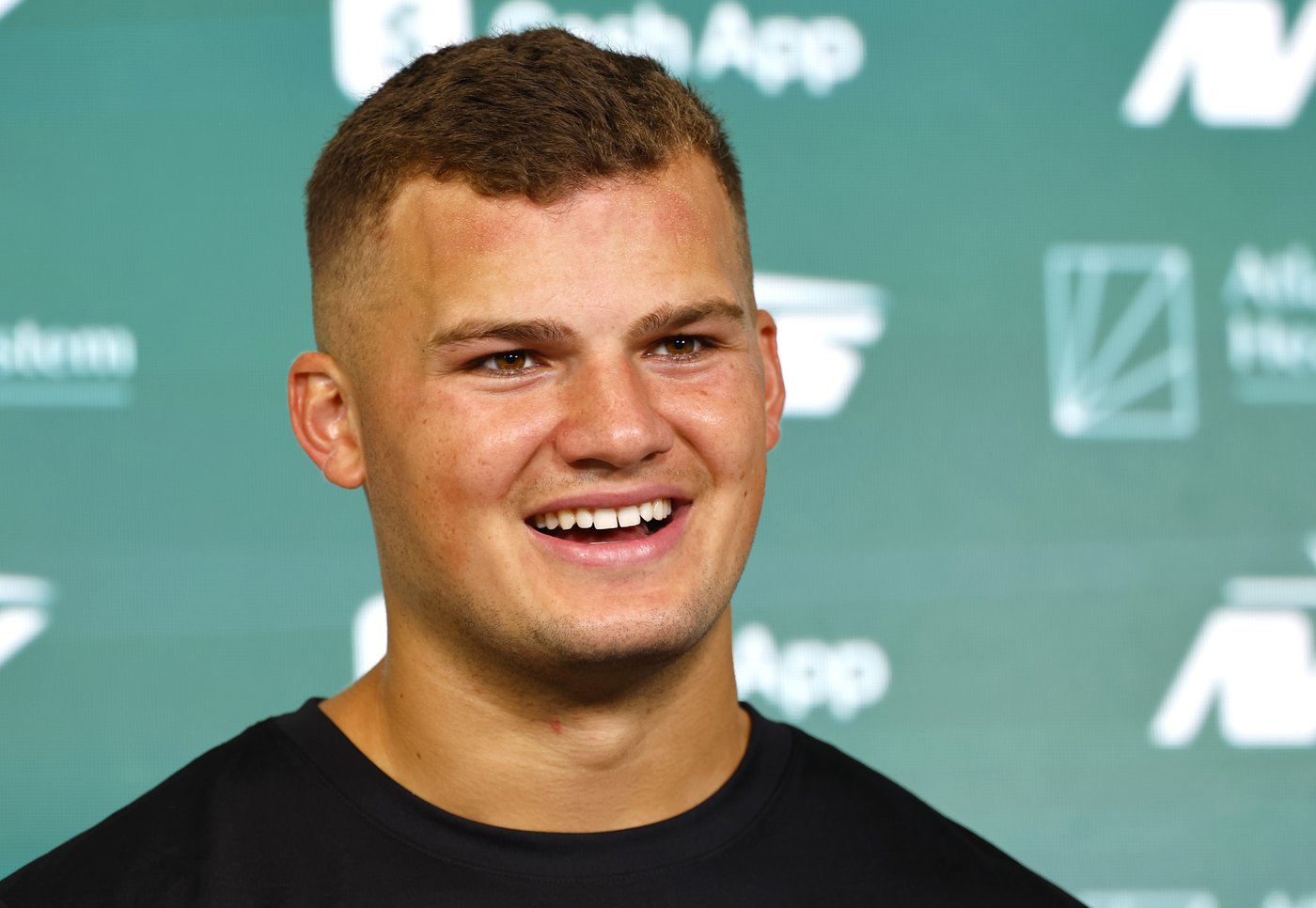 Jets rookie Mason Taylor loves the high expectations that come from being Hall of Famer's son | iNFOnews.ca Jets rookie Mason Taylor loves the high expectations that come from being Hall of Famer's son | iNFOnews.ca