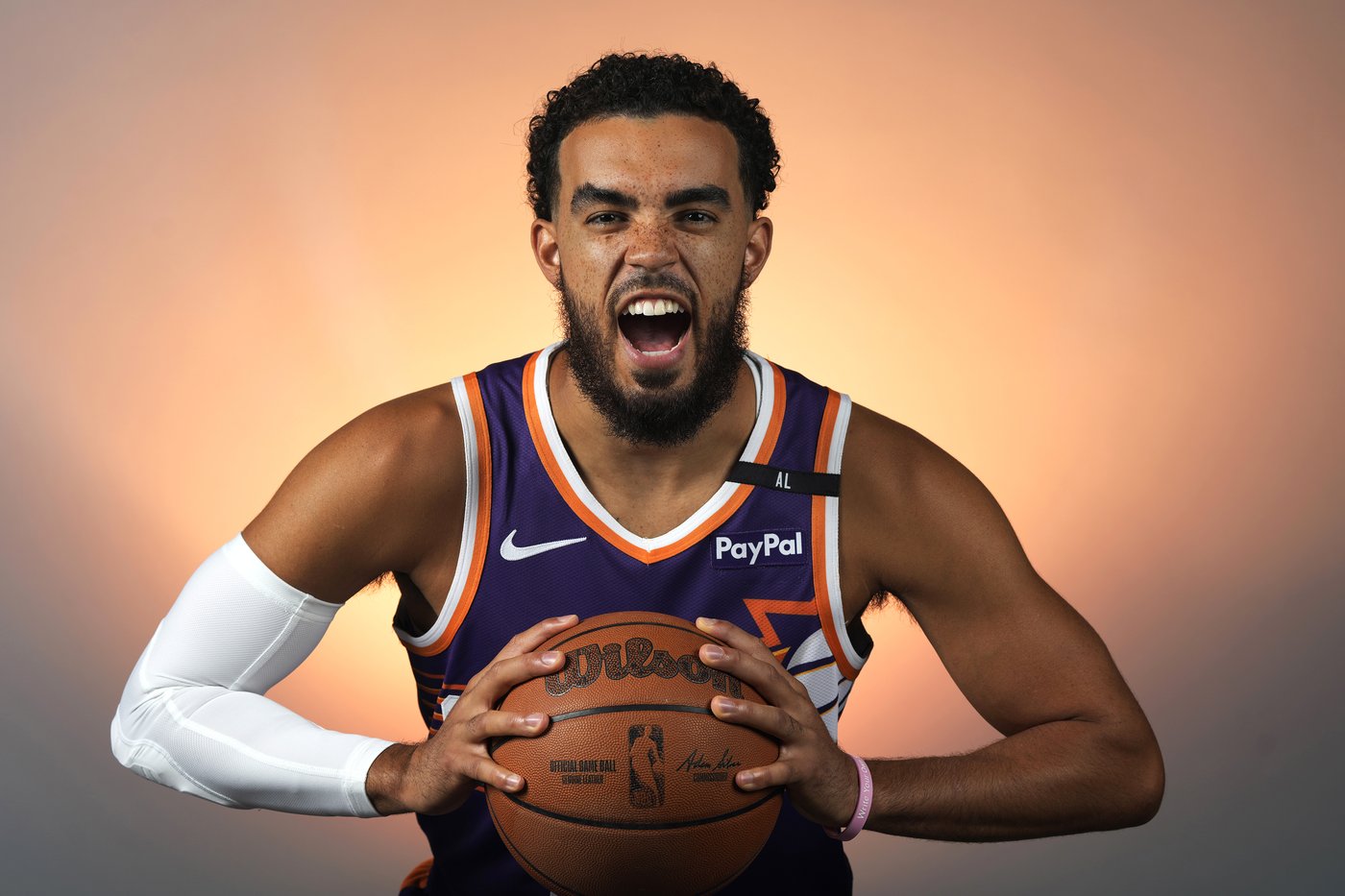 Suns' All-Star trio of Durant, Booker and Beal back for Year 2 with a new coach, supporting cast | iNFOnews.ca Suns' All-Star trio of Durant, Booker and Beal back for Year 2 with a new coach, supporting cast | iNFOnews.ca