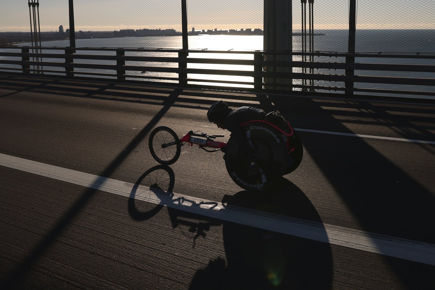Romanchuk wins men's wheelchair race at NYC Marathon, Scaroni wins women's event | iNFOnews.ca Romanchuk wins men's wheelchair race at NYC Marathon, Scaroni wins women's event | iNFOnews.ca