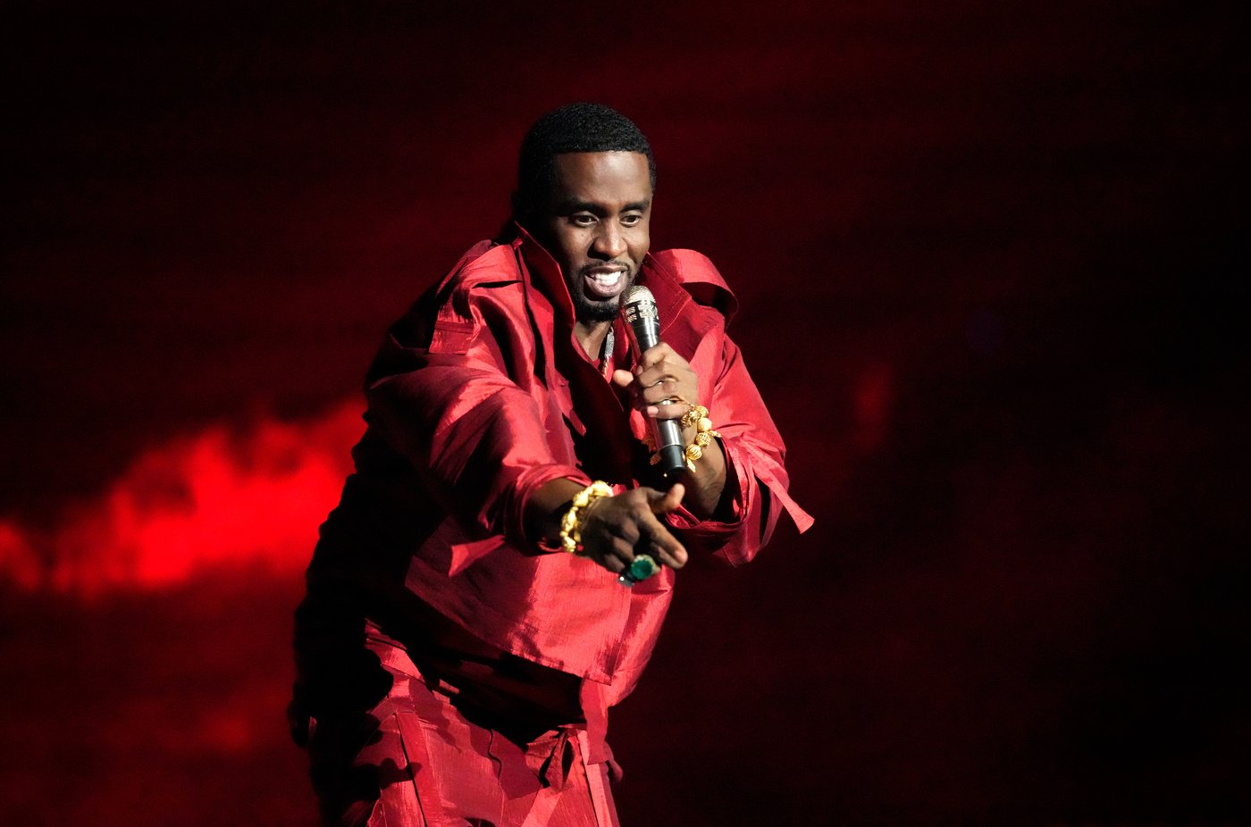 A timeline of Sean ‘Diddy’ Combs' career and legal problems | iNFOnews.ca