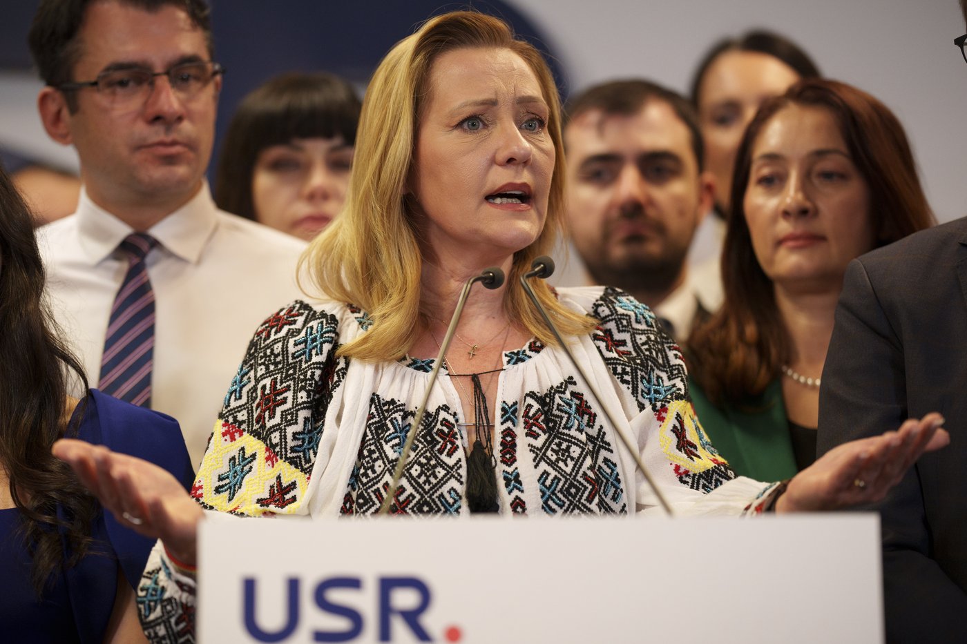 Romanian constitutional court validates first round of presidential race after vote recount | iNFOnews.ca Romanian constitutional court validates first round of presidential race after vote recount | iNFOnews.ca