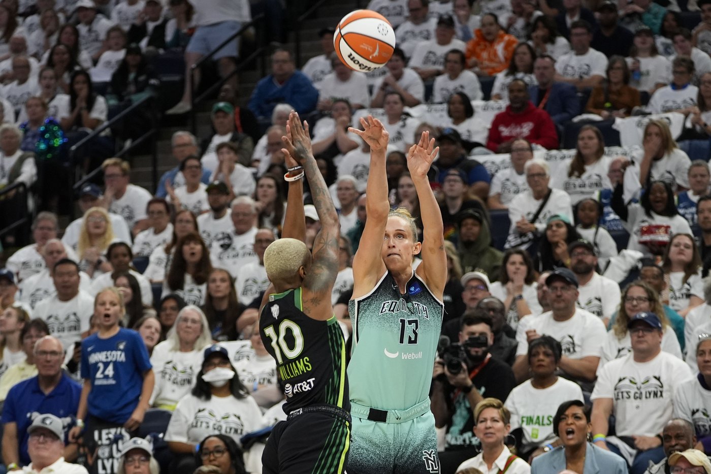 Lynx force Game 5 of WNBA Finals on Carleton's free throws to beat Liberty 82-80 | iNFOnews.ca Lynx force Game 5 of WNBA Finals on Carleton's free throws to beat Liberty 82-80 | iNFOnews.ca