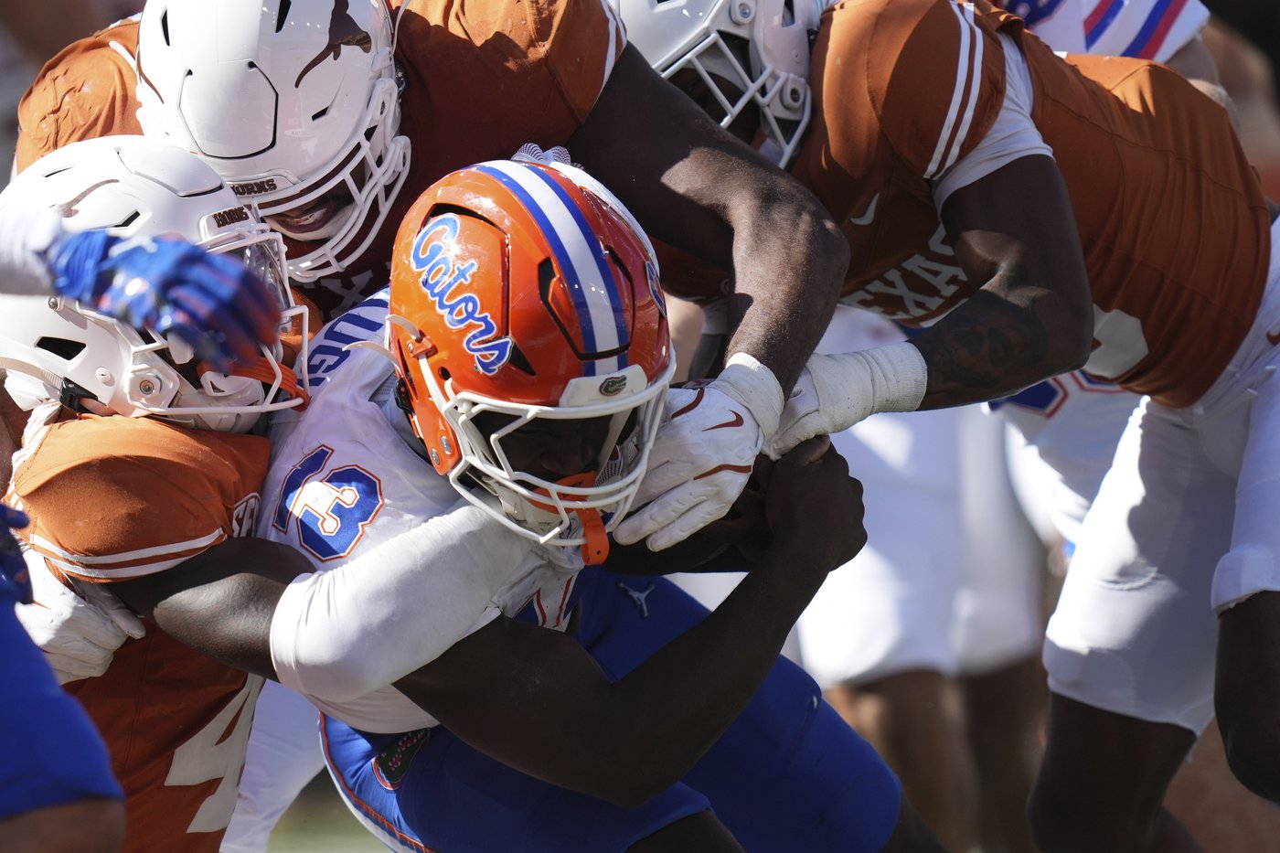 No. 21 LSU and Florida looking to bounce back from lopsided losses to ranked teams | iNFOnews.ca No. 21 LSU and Florida looking to bounce back from lopsided losses to ranked teams | iNFOnews.ca