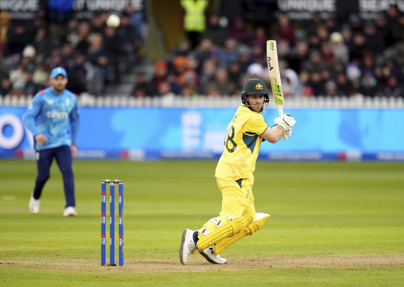 Australia clinches one-day cricket series 3-2 after rain arrives too late for England | iNFOnews.ca