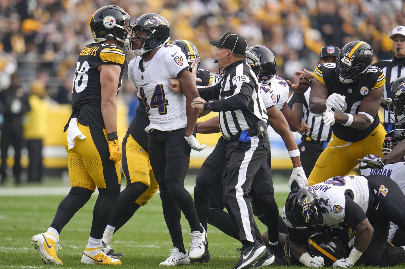 Boswell kicks 6 field goals and the Steelers bottle up Lamar Jackson in 18-16 win over the Ravens | iNFOnews.ca Boswell kicks 6 field goals and the Steelers bottle up Lamar Jackson in 18-16 win over the Ravens | iNFOnews.ca