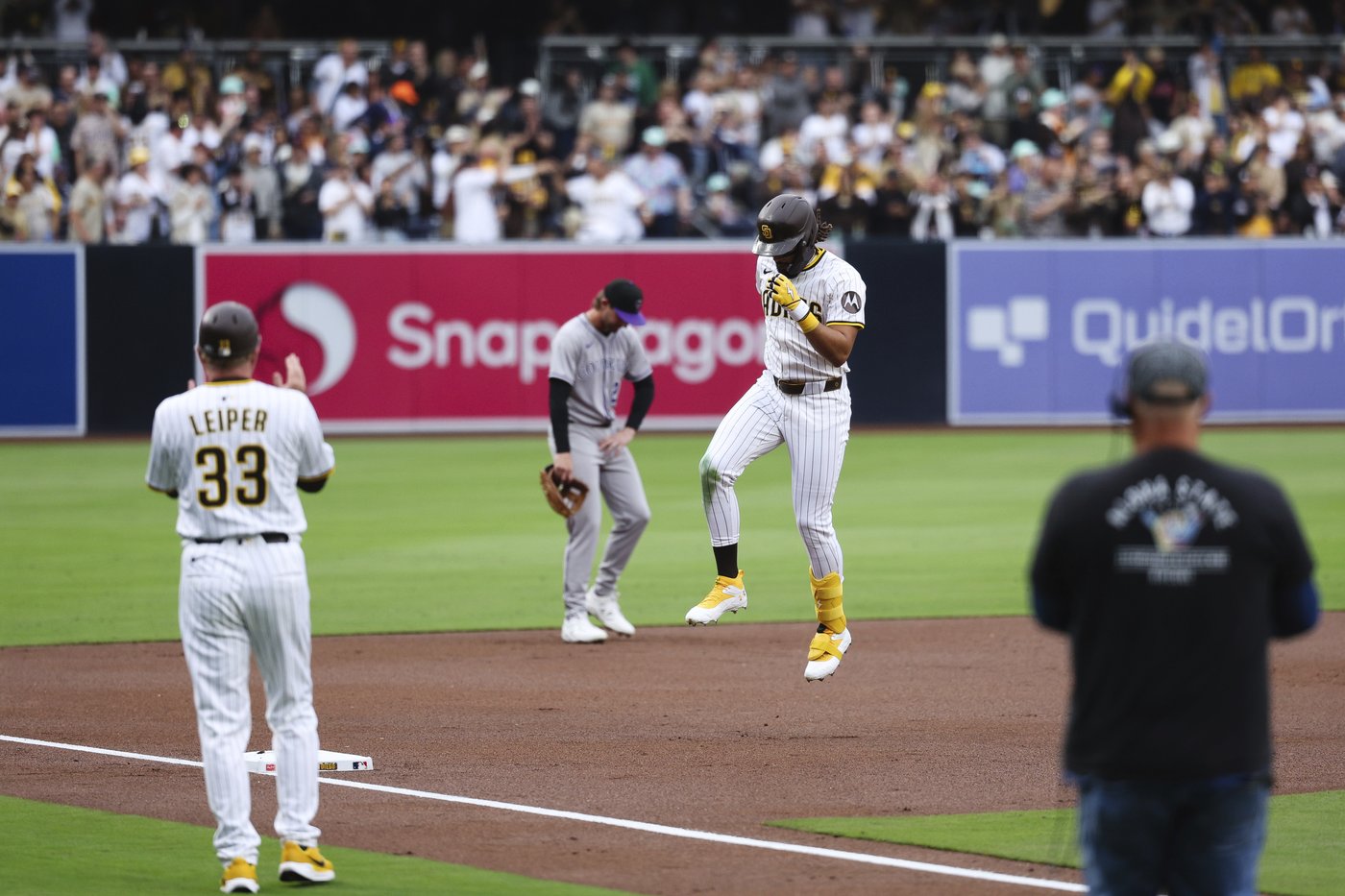 Tatis, Heyward homer as the Padres shut out the Rockies again, 2-0 | iNFOnews.ca