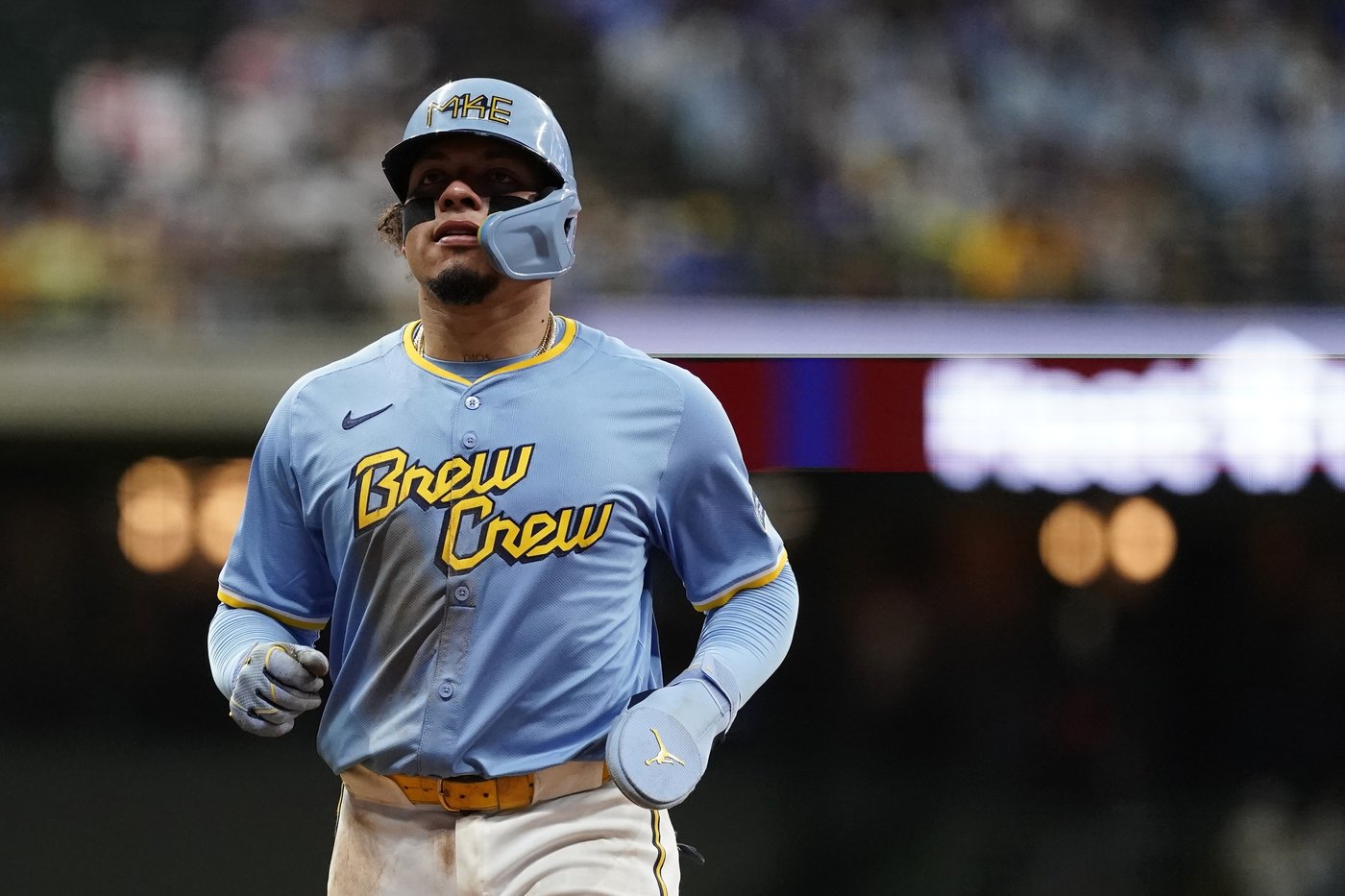 Brewers catcher William Contreras agrees to $6.1 million deal, avoids arbitration | iNFOnews.ca