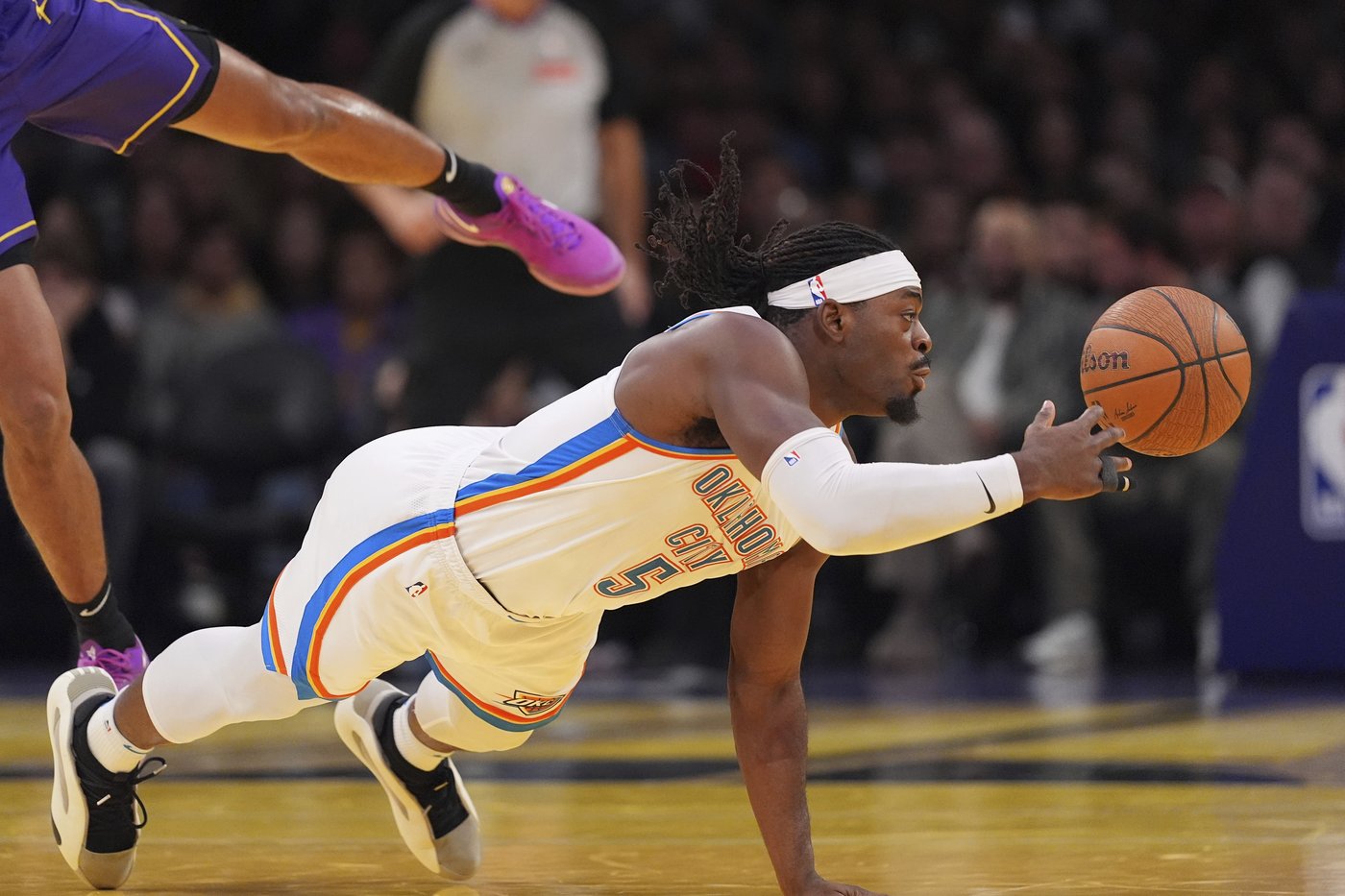 Shai Gilgeous-Alexander scores 36 points as Thunder defeat Lakers 101-93 in NBA Cup game | iNFOnews.ca Shai Gilgeous-Alexander scores 36 points as Thunder defeat Lakers 101-93 in NBA Cup game | iNFOnews.ca