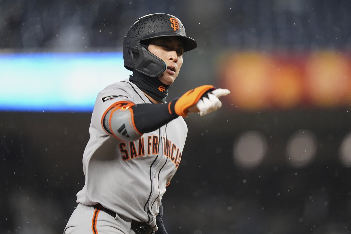 Lee, Wade have big hits as Stroman chased in 5-run 1st, Giants beat Yanks 9-1 in rain-shortened game | iNFOnews.ca Lee, Wade have big hits as Stroman chased in 5-run 1st, Giants beat Yanks 9-1 in rain-shortened game | iNFOnews.ca