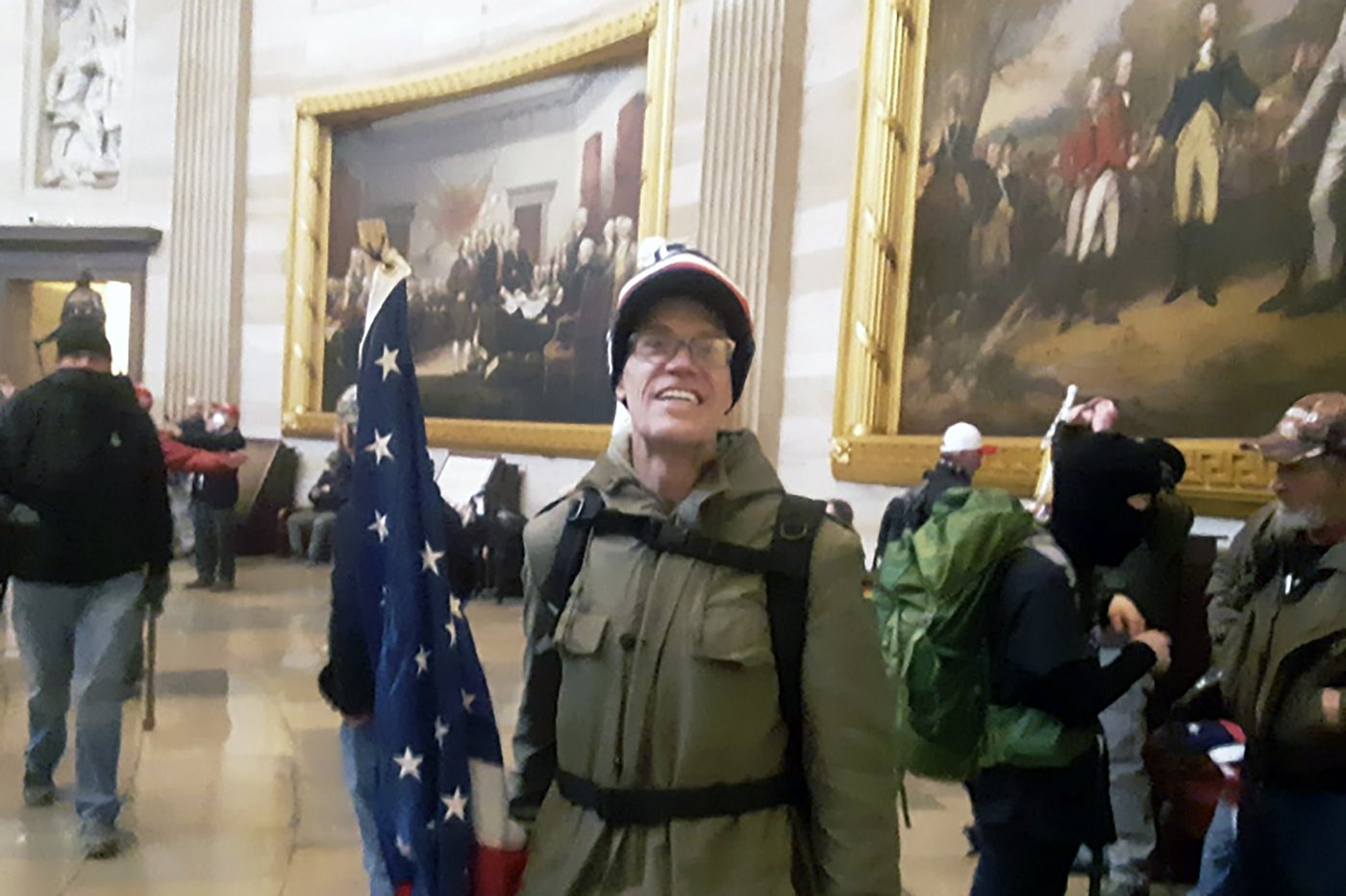 Capitol rioter who tried to join Russian army is sentenced to prison for probation violation | iNFOnews.ca Capitol rioter who tried to join Russian army is sentenced to prison for probation violation | iNFOnews.ca