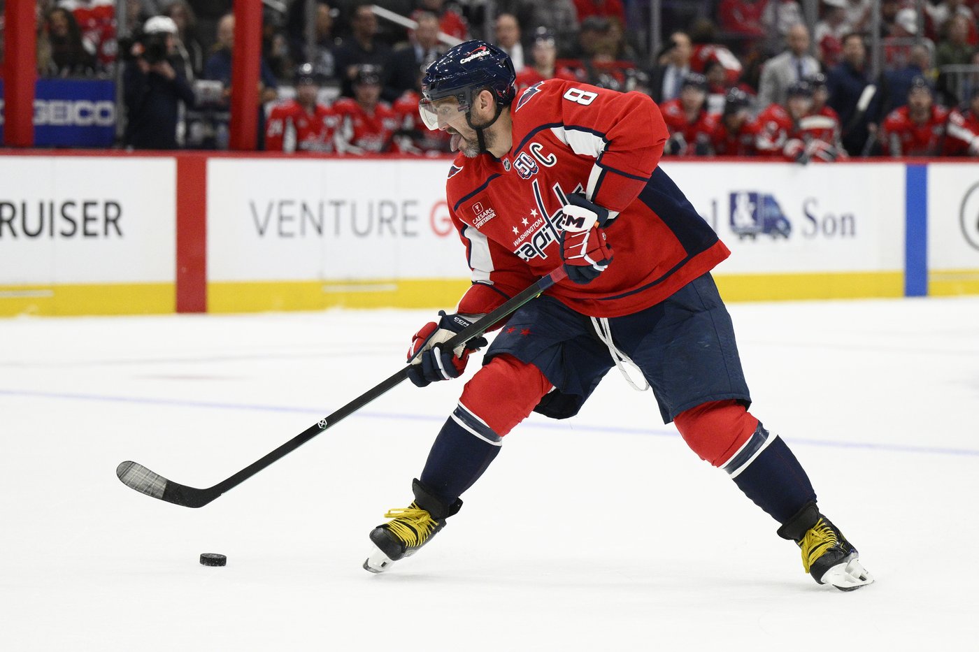 Ovechkin scores his 858th goal and has 2 assists as the Capitals beat the Canadiens 6-3 | iNFOnews.ca Ovechkin scores his 858th goal and has 2 assists as the Capitals beat the Canadiens 6-3 | iNFOnews.ca