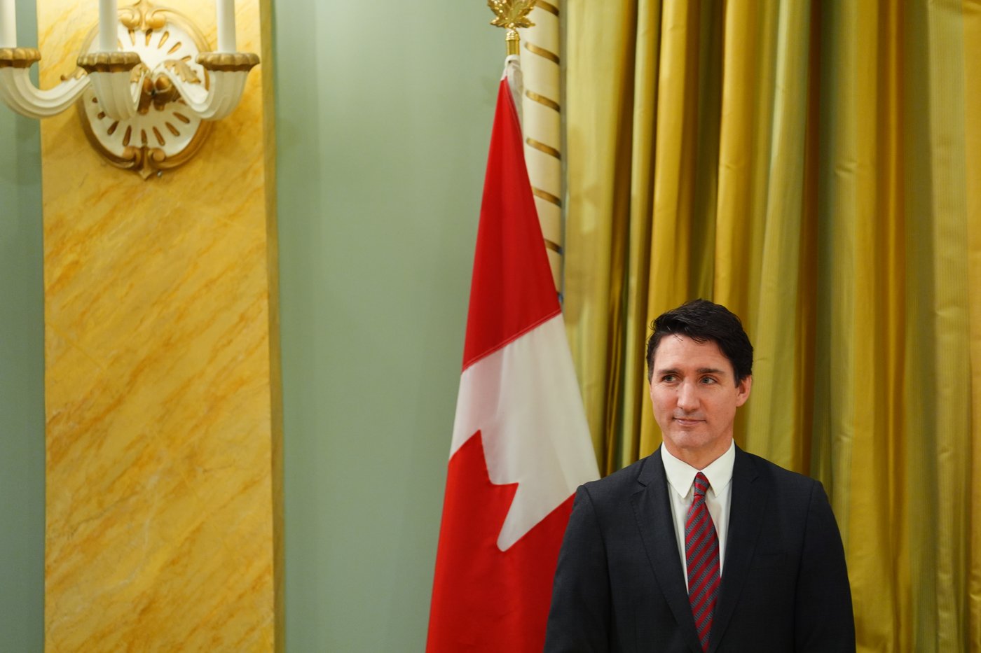 In the news today: Liberals to talk leadership, Trump takeover threats spark concern | iNFOnews.ca