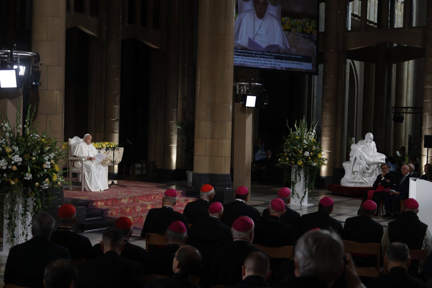 Belgian Catholic university denounces visiting pope's views on women after he digs in on their role | iNFOnews.ca Belgian Catholic university denounces visiting pope's views on women after he digs in on their role | iNFOnews.ca