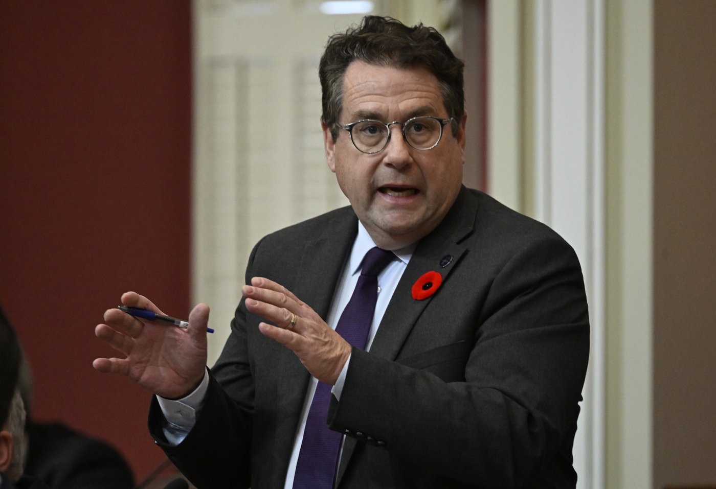 Three Montreal schools to face Education Department probe over toxic climate | iNFOnews.ca