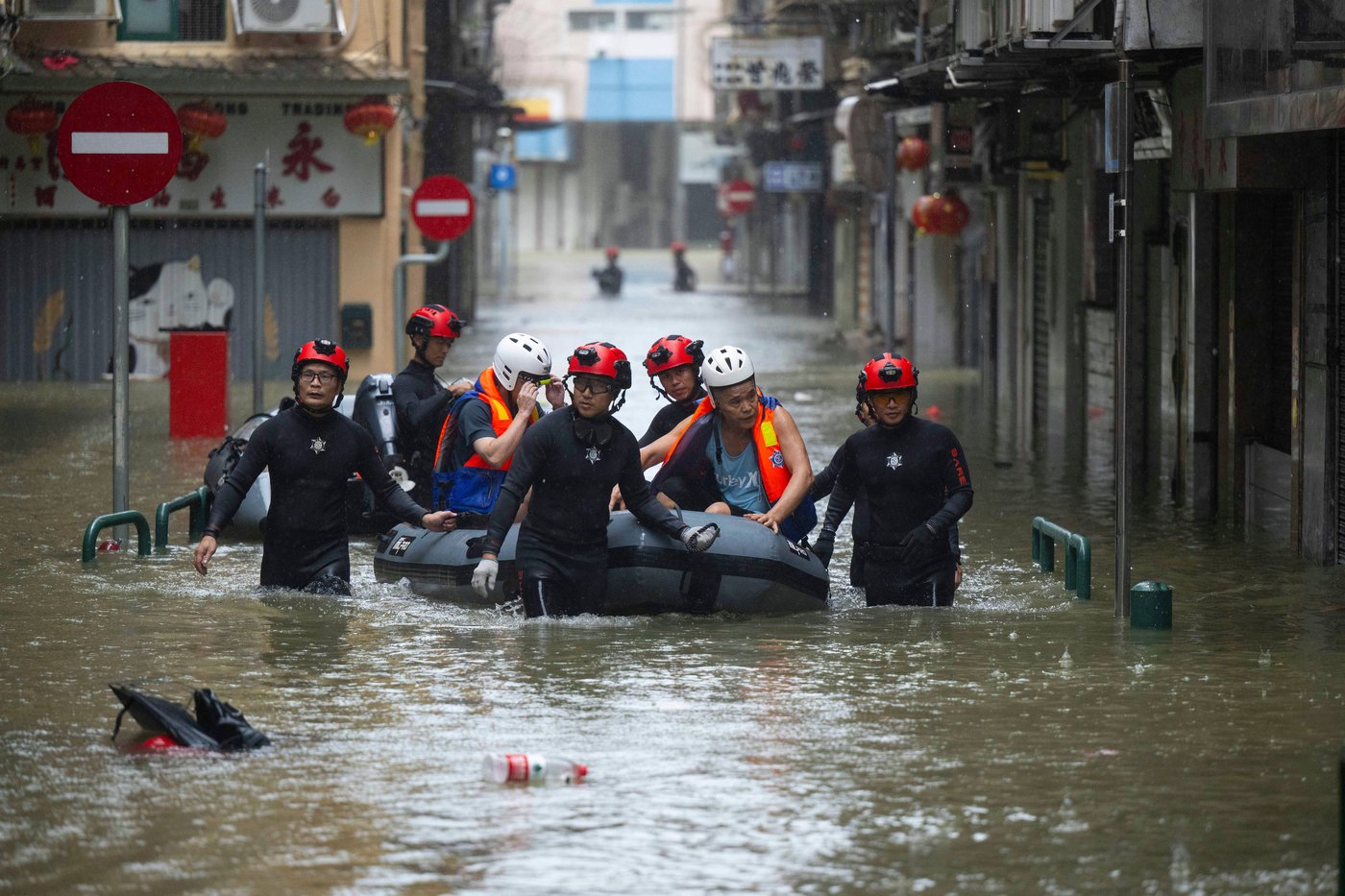 Typhoon Ragasa batters Hong Kong and south China after killing dozens in Taiwan and the Philippines | iNFOnews.ca Typhoon Ragasa batters Hong Kong and south China after killing dozens in Taiwan and the Philippines | iNFOnews.ca