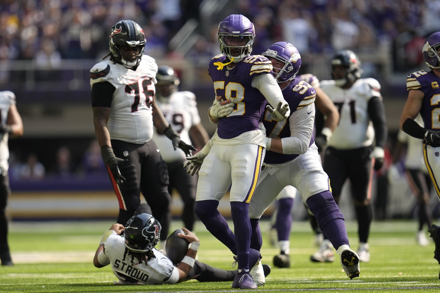 The undefeated Vikings and their stress-inducing defense take on the high-scoring and surging Lions | iNFOnews.ca The undefeated Vikings and their stress-inducing defense take on the high-scoring and surging Lions | iNFOnews.ca