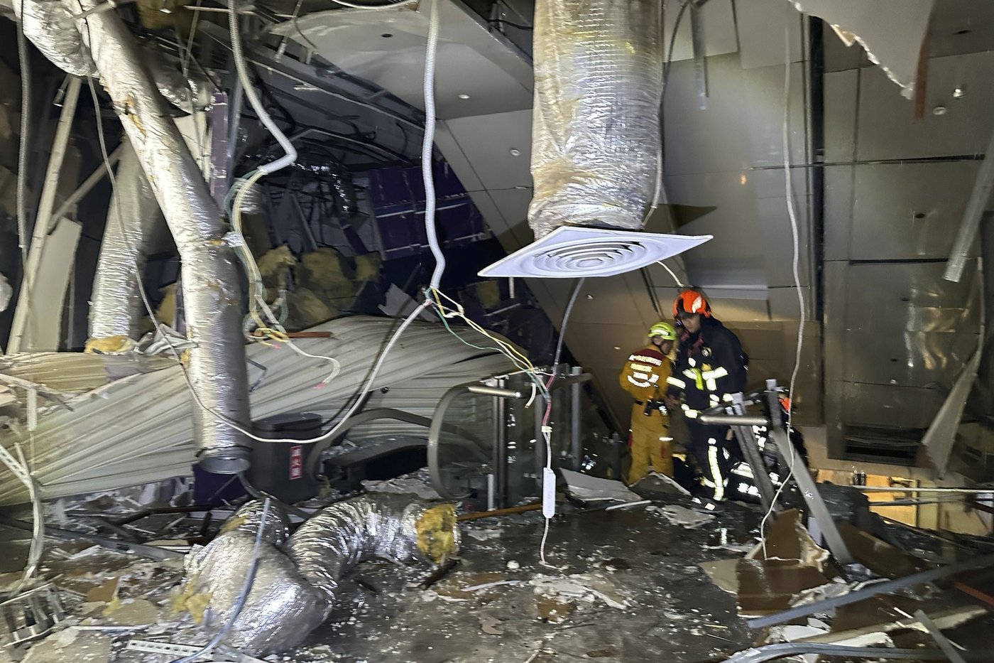 Gas explosion at Taiwan food court kills 4 and injures 26 | iNFOnews.ca