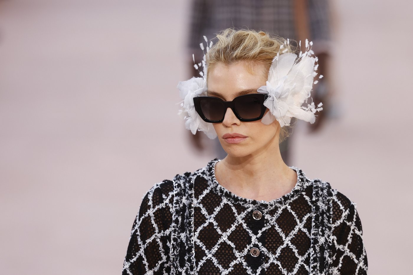 Chanel show wrestles with designer void as actor Lupita Nyong'o talks diversity in fashion | iNFOnews.ca Chanel show wrestles with designer void as actor Lupita Nyong'o talks diversity in fashion | iNFOnews.ca