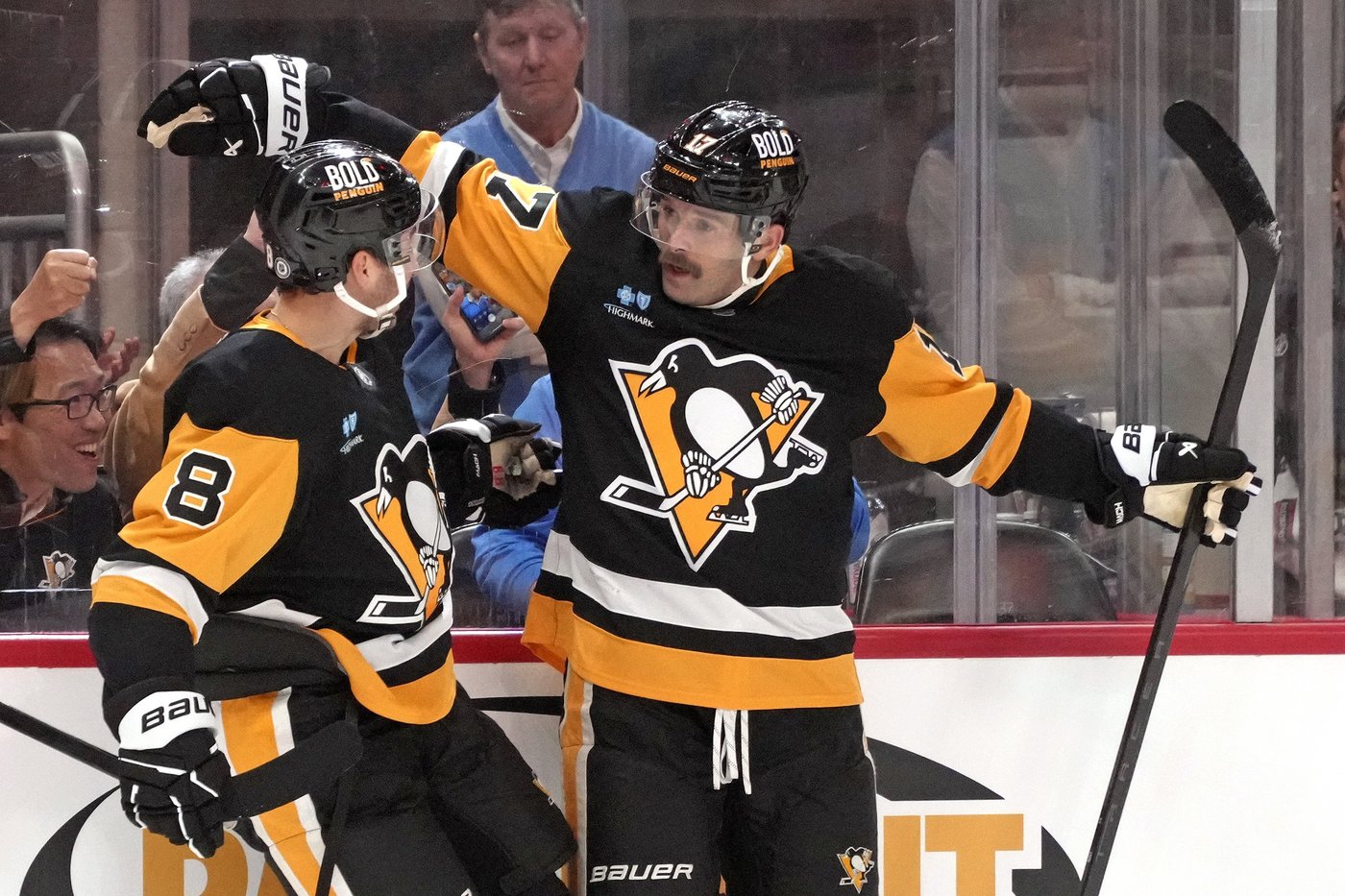 Edvinsson's OT winner powers Red Wings past Penguins 3-2 | iNFOnews.ca Edvinsson's OT winner powers Red Wings past Penguins 3-2 | iNFOnews.ca