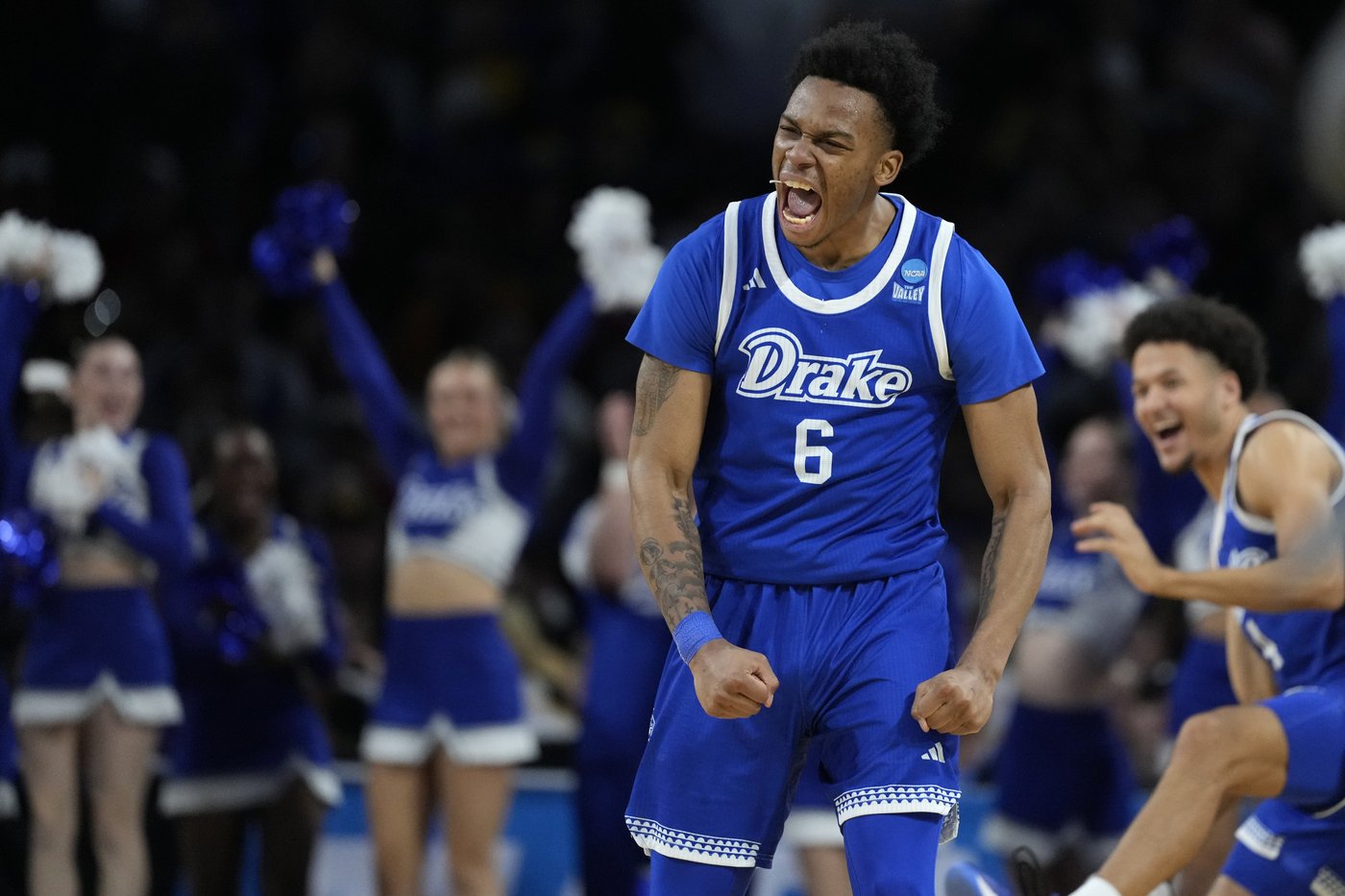 No. 11 seed Drake holds on after blowing big lead and beats Missouri 67-57 in March Madness opener | iNFOnews.ca No. 11 seed Drake holds on after blowing big lead and beats Missouri 67-57 in March Madness opener | iNFOnews.ca