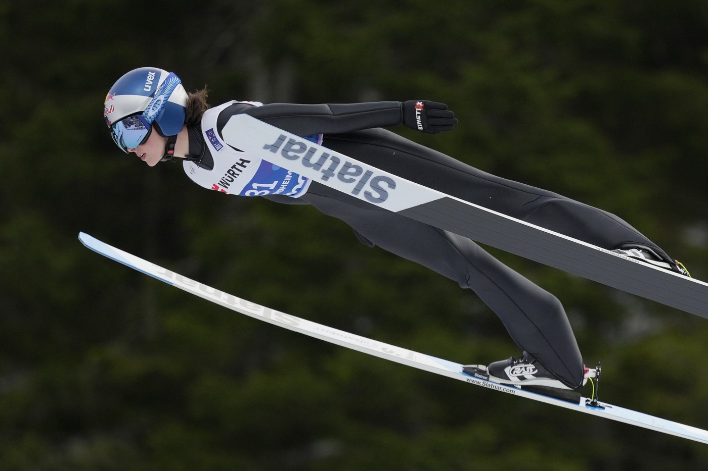 Canadian ski jumper Loutitt to undergo knee surgery, will miss 2026 Winter Games | iNFOnews.ca Canadian ski jumper Loutitt to undergo knee surgery, will miss 2026 Winter Games | iNFOnews.ca
