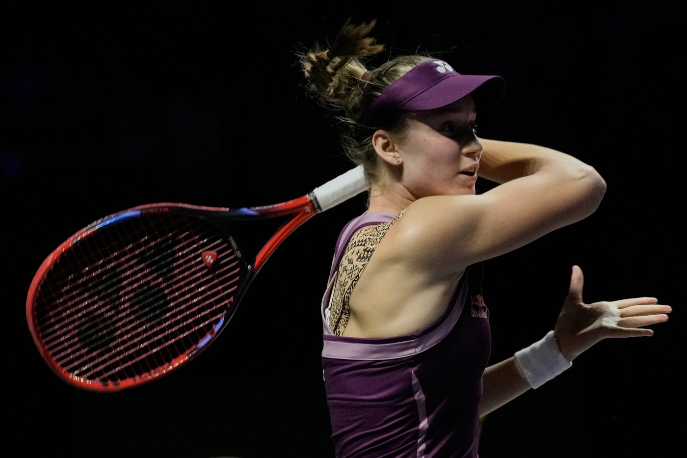 Sabalenka overcomes Anisimova and lines up Rybakina in title match at WTA Finals | iNFOnews.ca Sabalenka overcomes Anisimova and lines up Rybakina in title match at WTA Finals | iNFOnews.ca